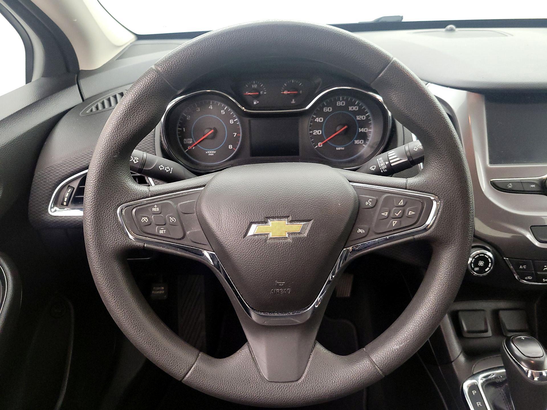 Thumbnail: 2016 Chevrolet Cruze - 10
