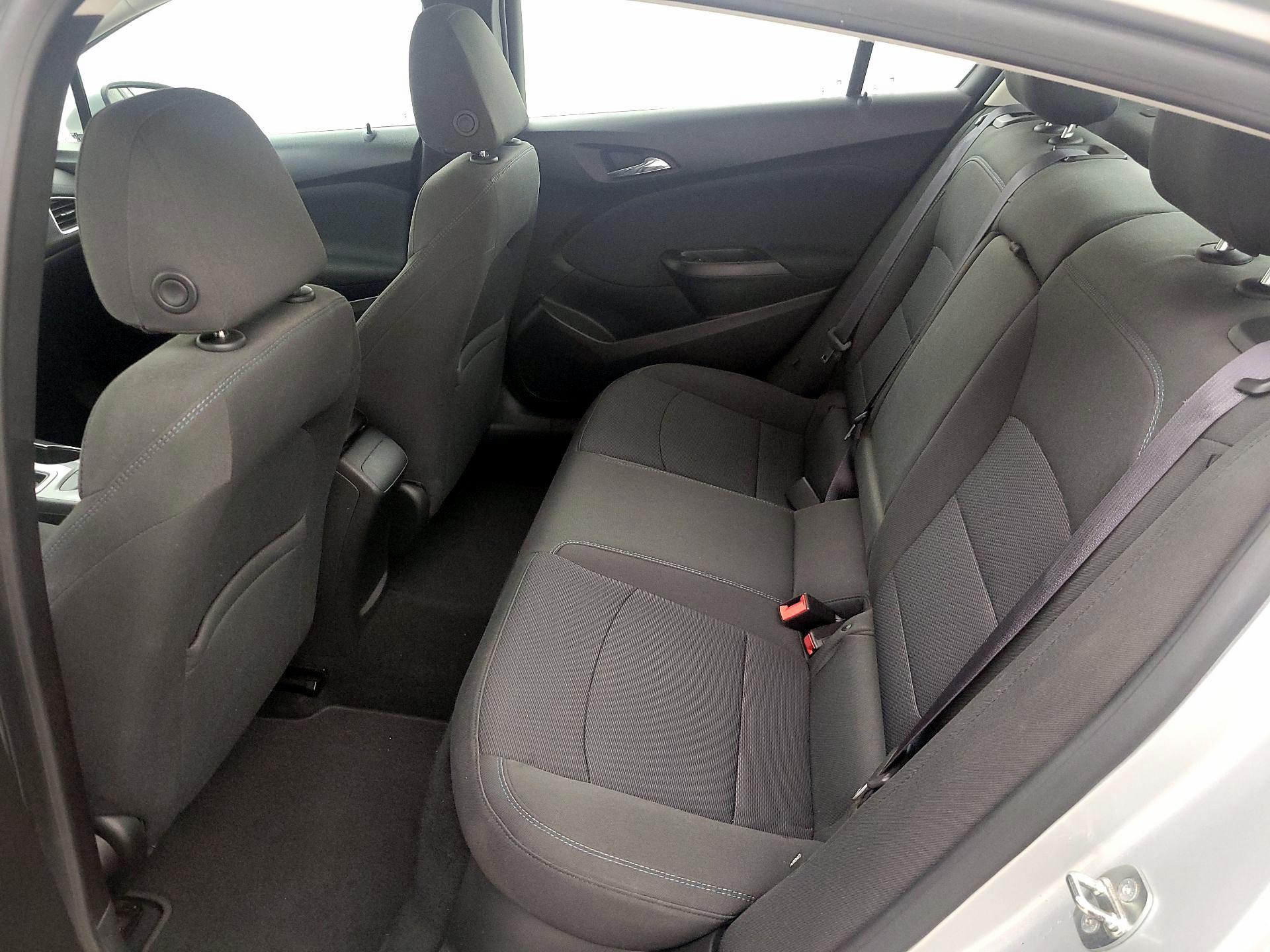 Thumbnail: 2016 Chevrolet Cruze - 19