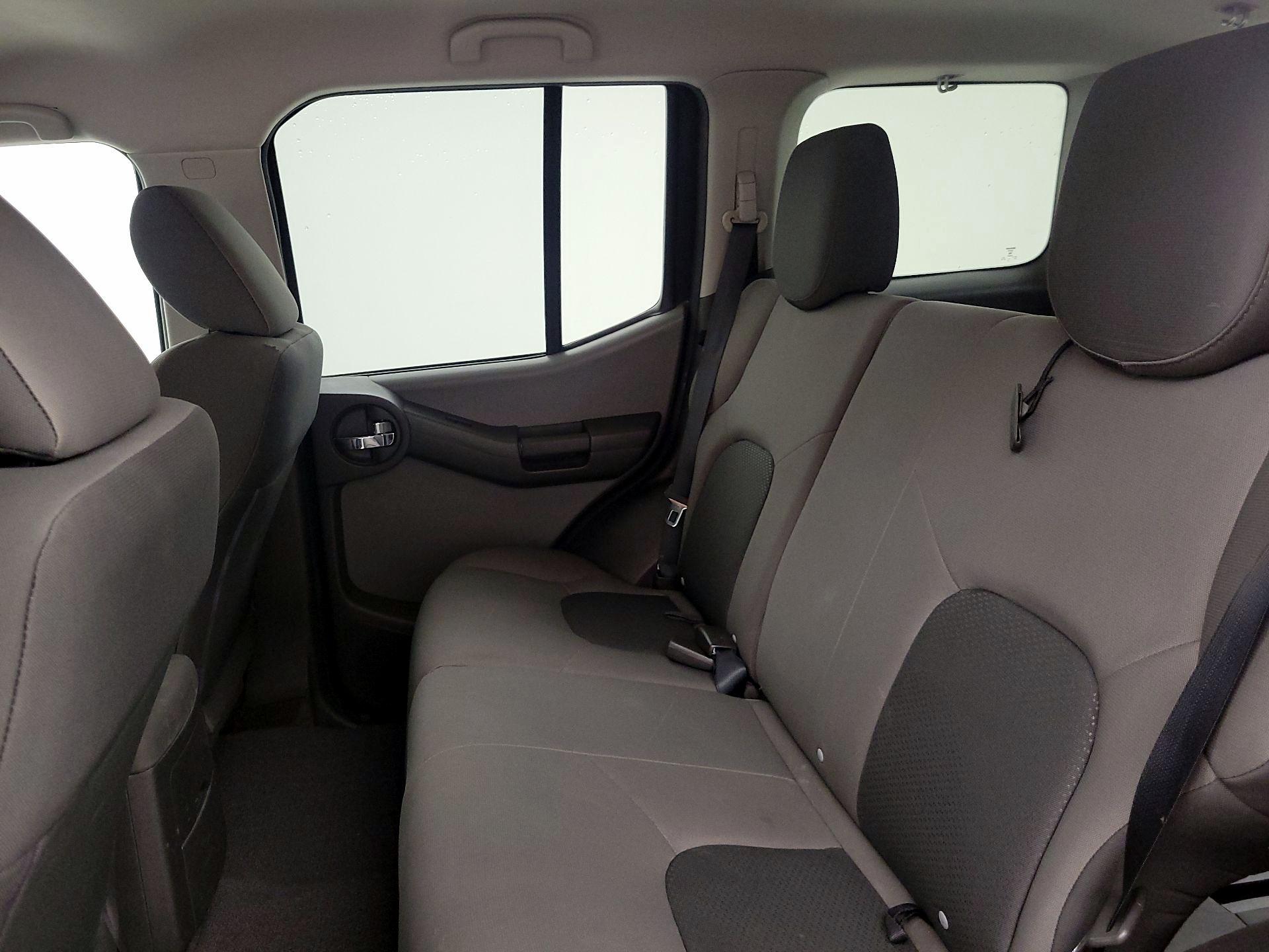Thumbnail: 2015 Nissan Xterra - 18