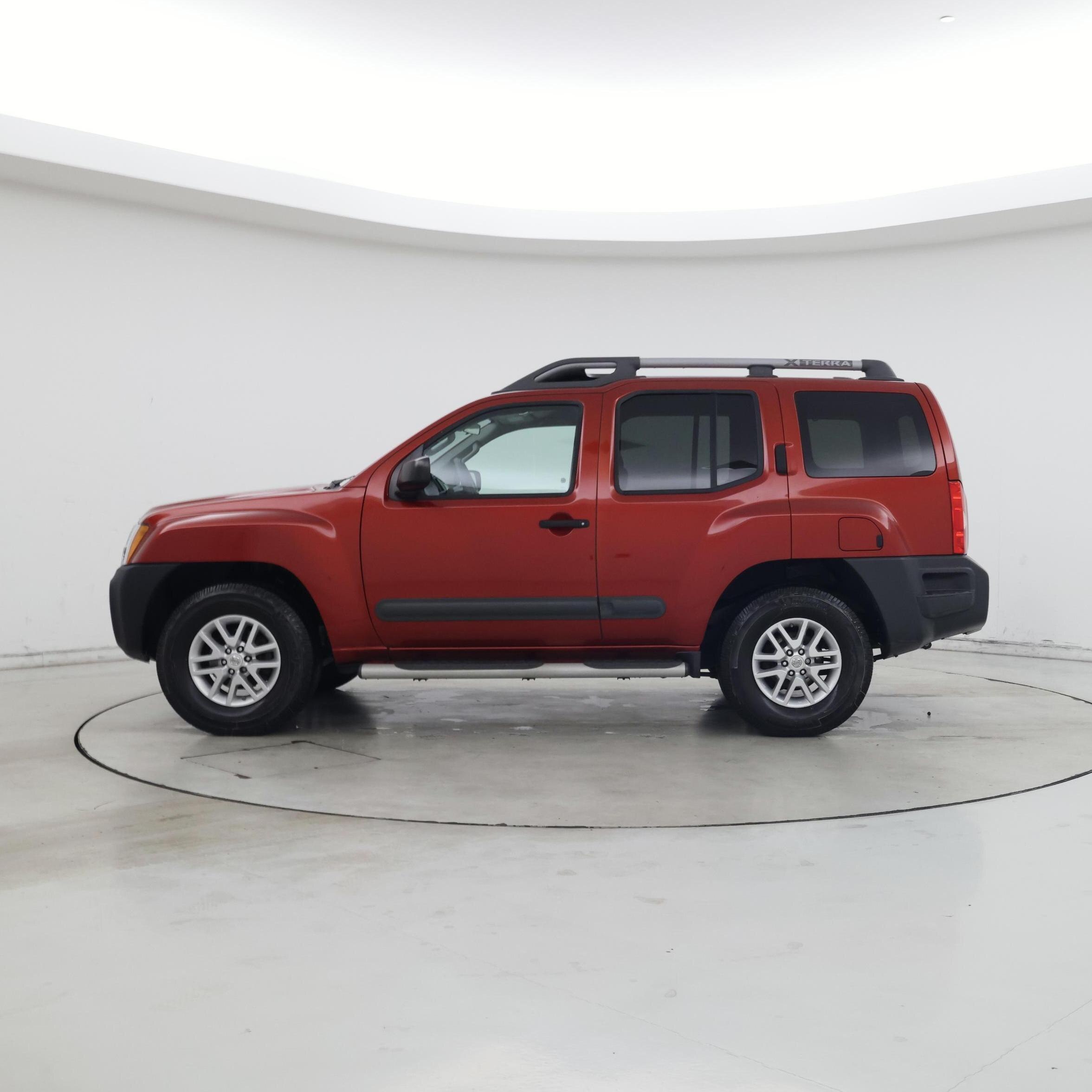 Thumbnail: 2015 Nissan Xterra - 3