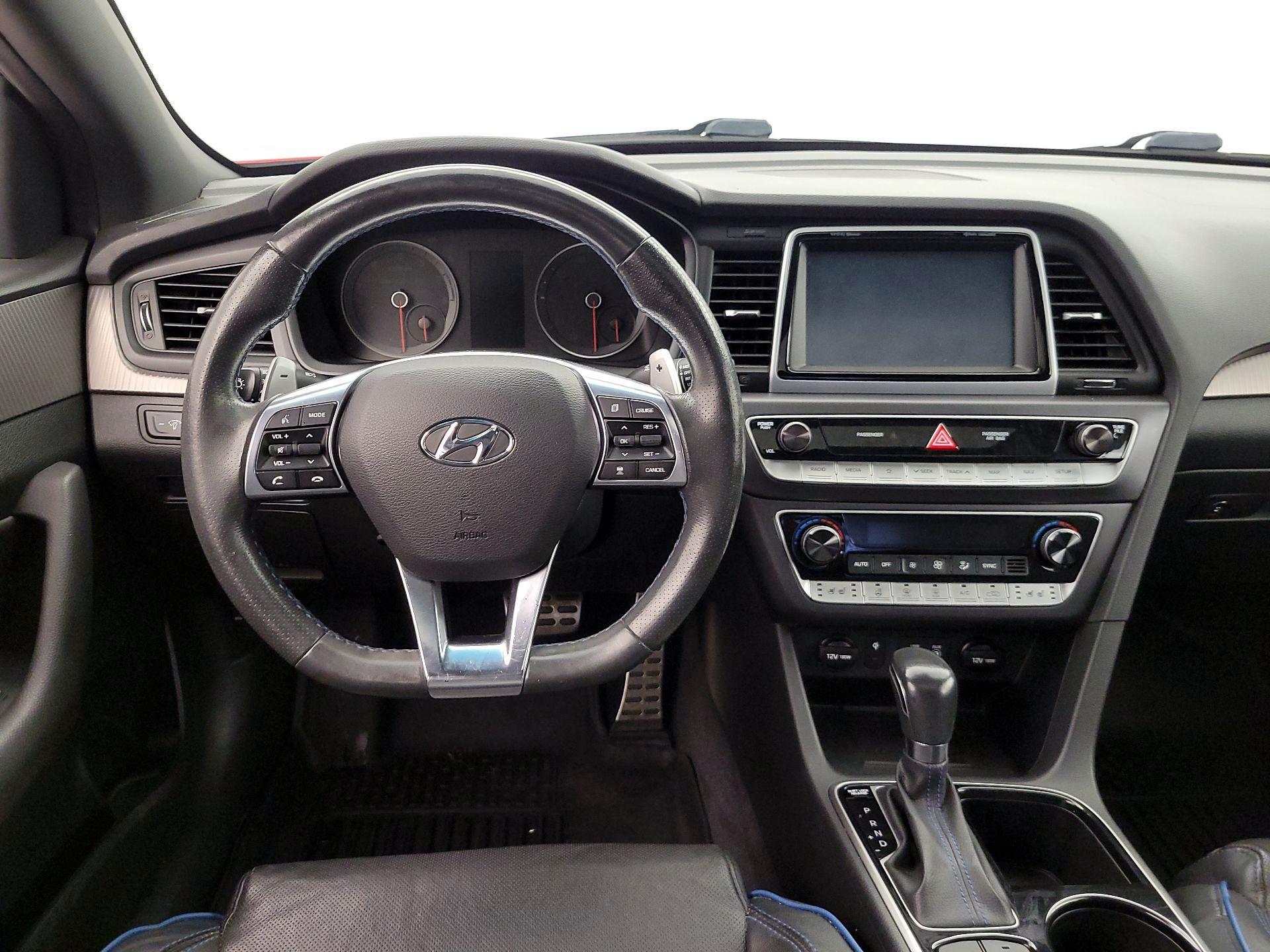 Thumbnail: 2018 Hyundai Sonata - 10