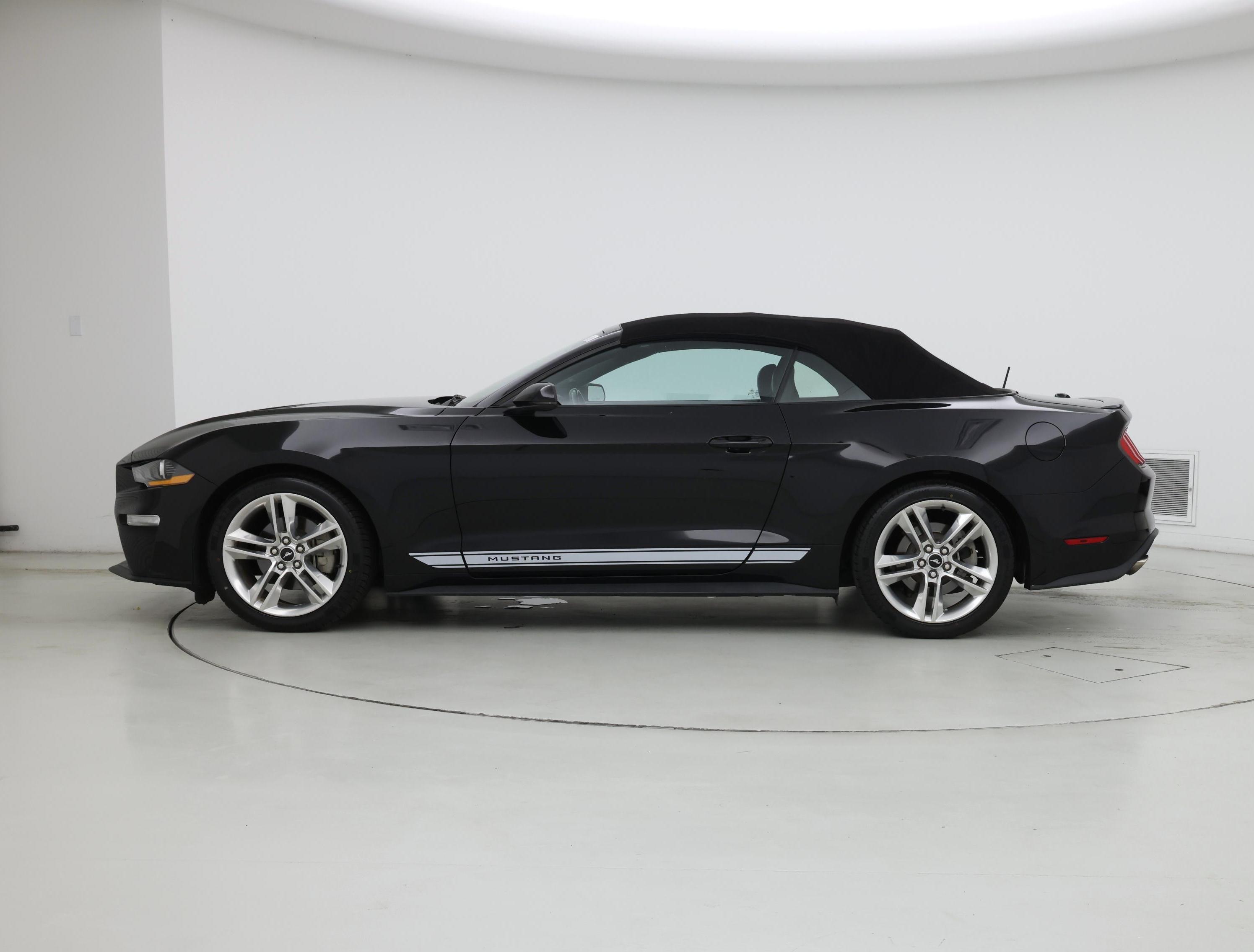 Thumbnail: 2021 Ford Mustang - 3