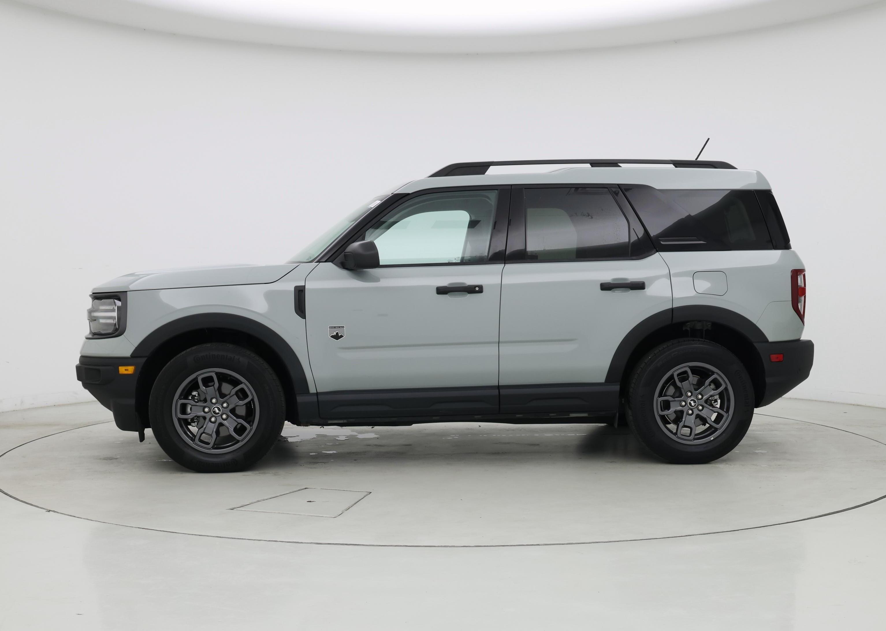 Thumbnail: 2023 Ford Bronco Sport - 3