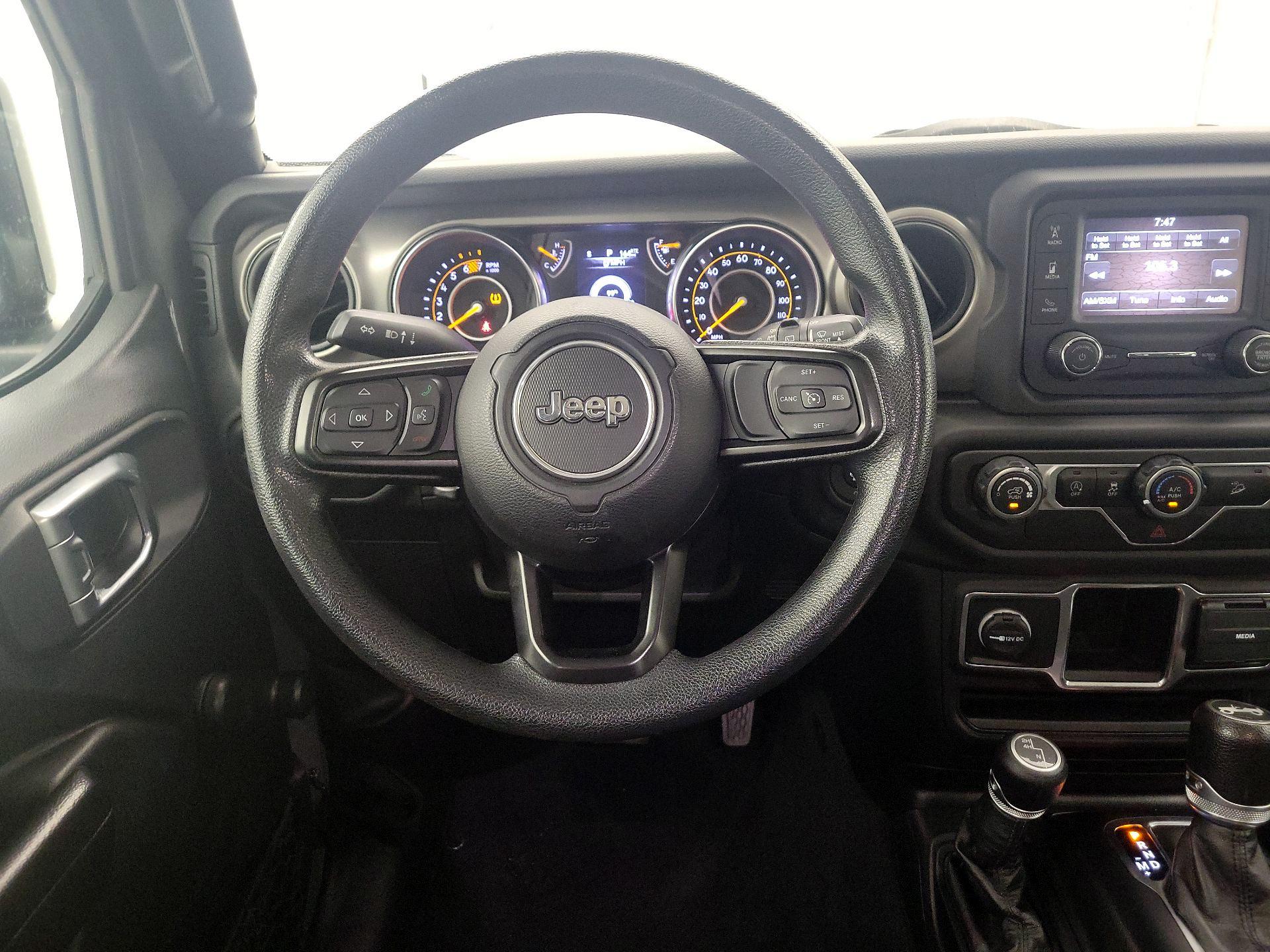 Thumbnail: 2020 Jeep Wrangler - 10