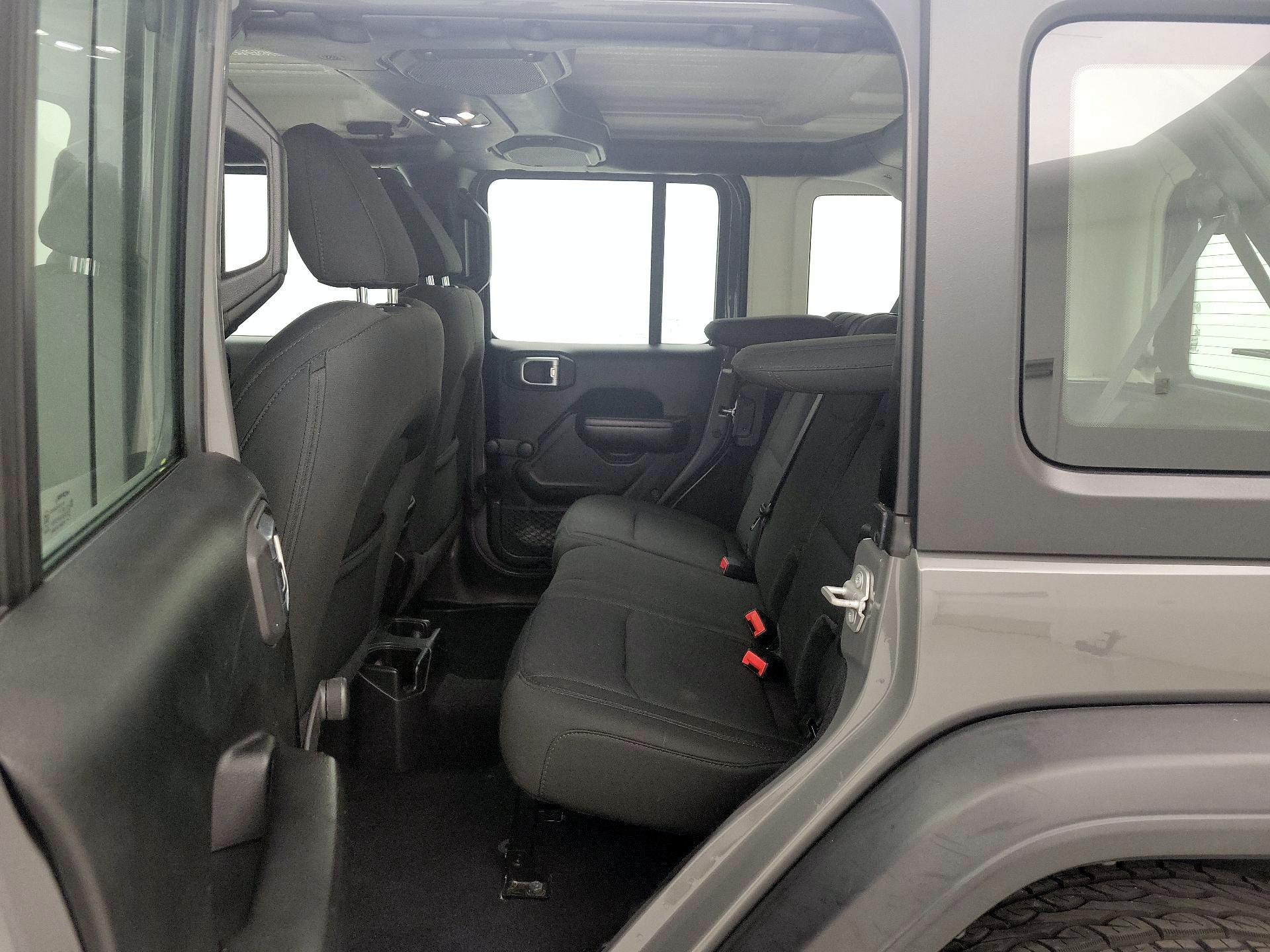 Thumbnail: 2020 Jeep Wrangler - 19
