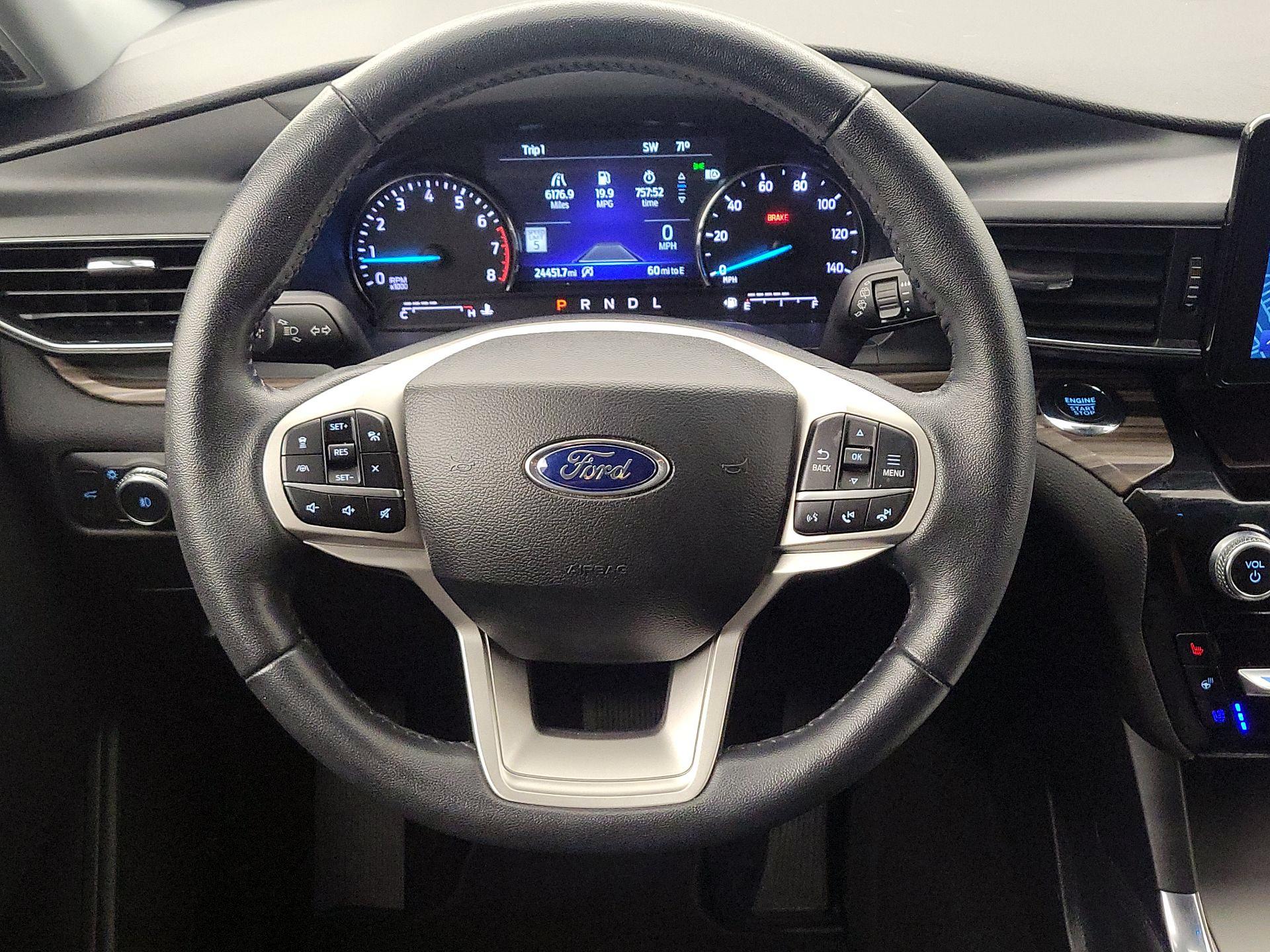 Thumbnail: 2022 Ford Explorer - 10