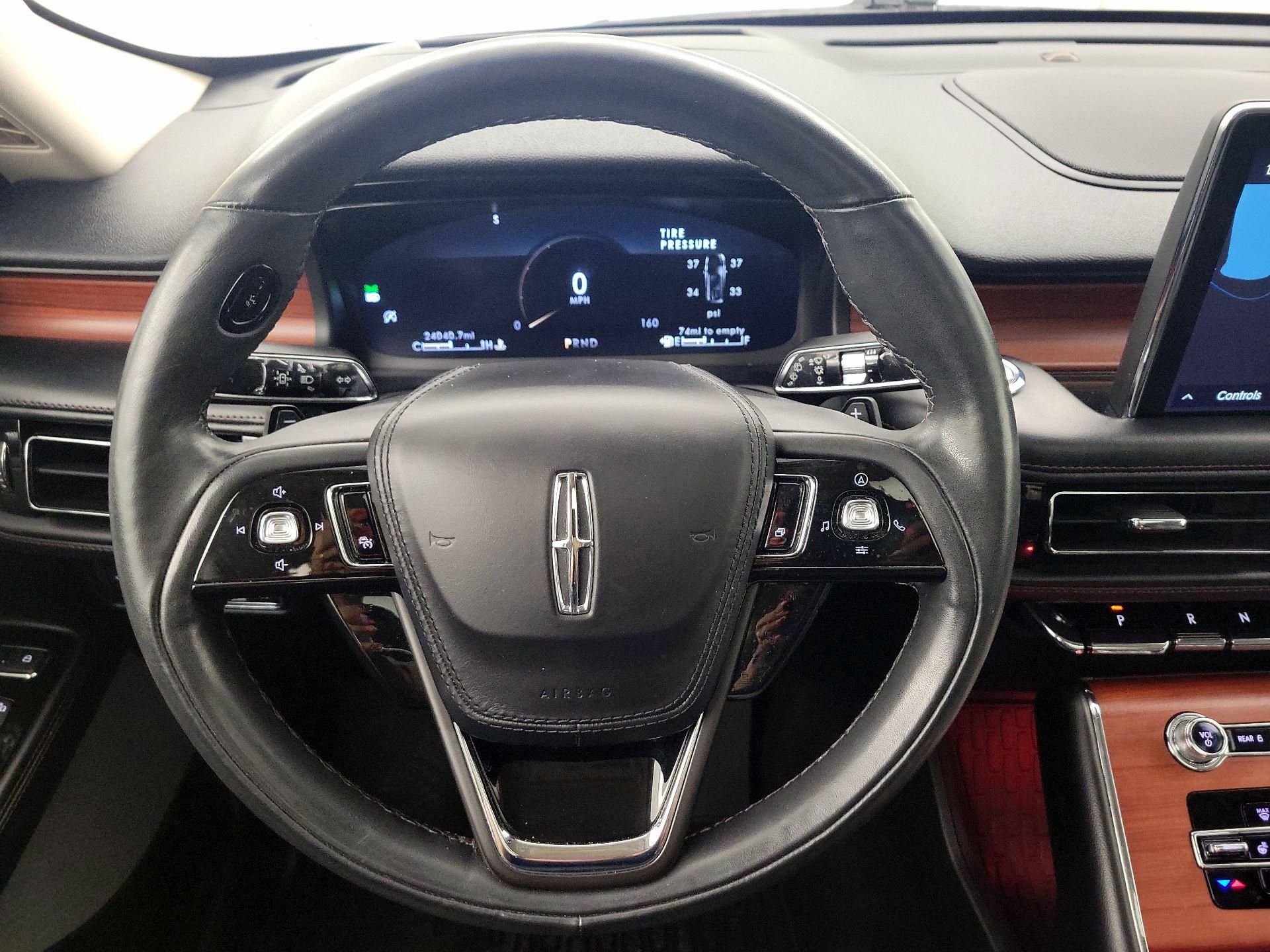 Thumbnail: 2022 Lincoln Aviator - 10