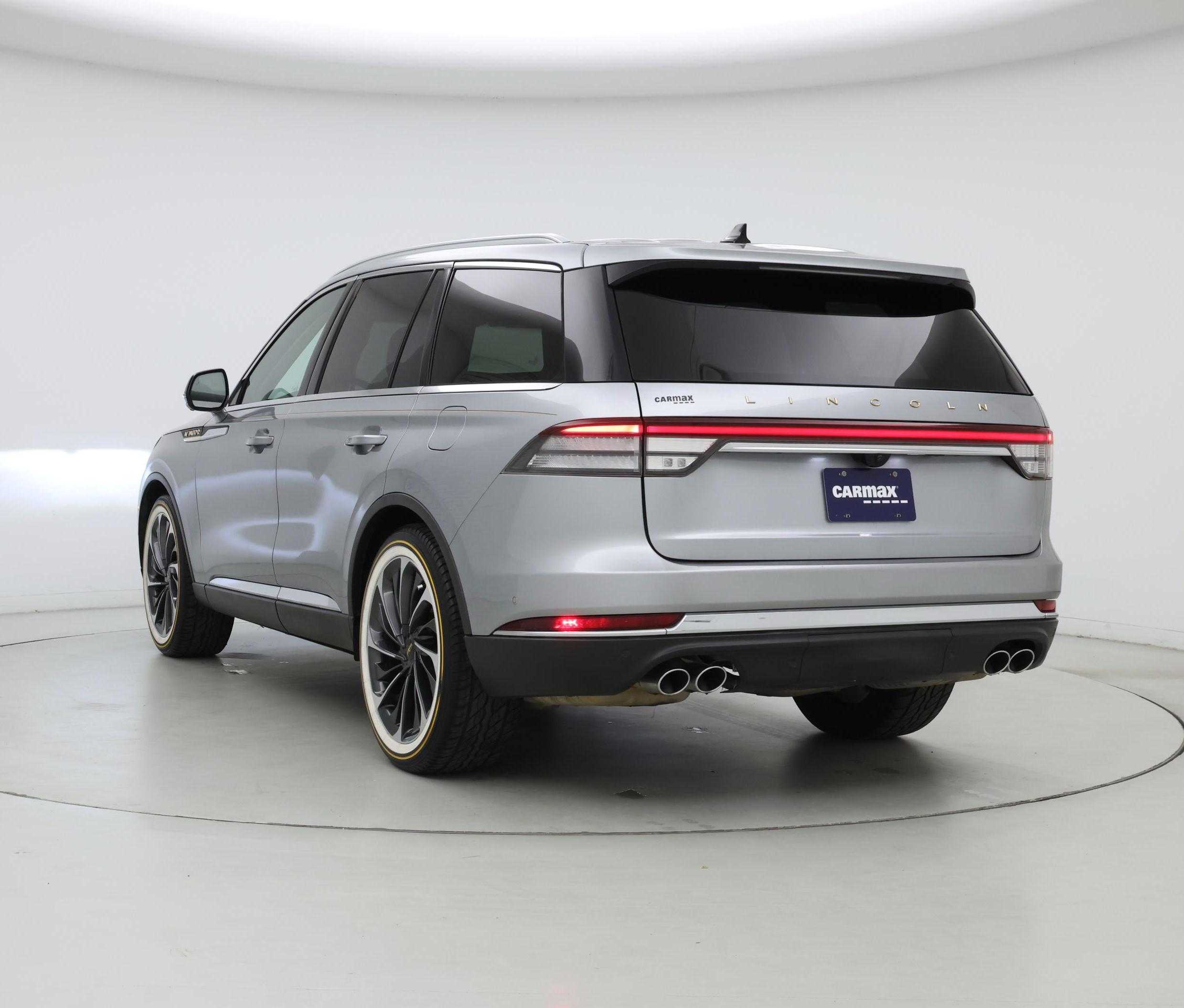 Thumbnail: 2022 Lincoln Aviator - 2