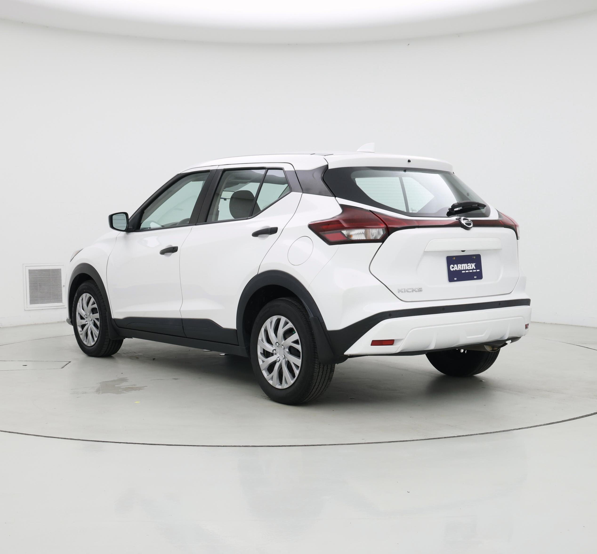 Thumbnail: 2021 Nissan Kicks - 2