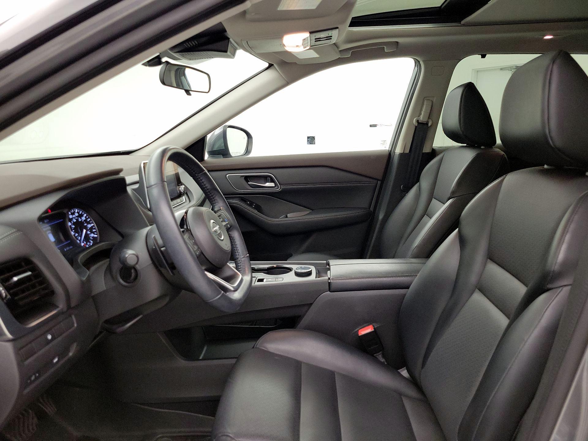 Thumbnail: 2021 Nissan Rogue - 11