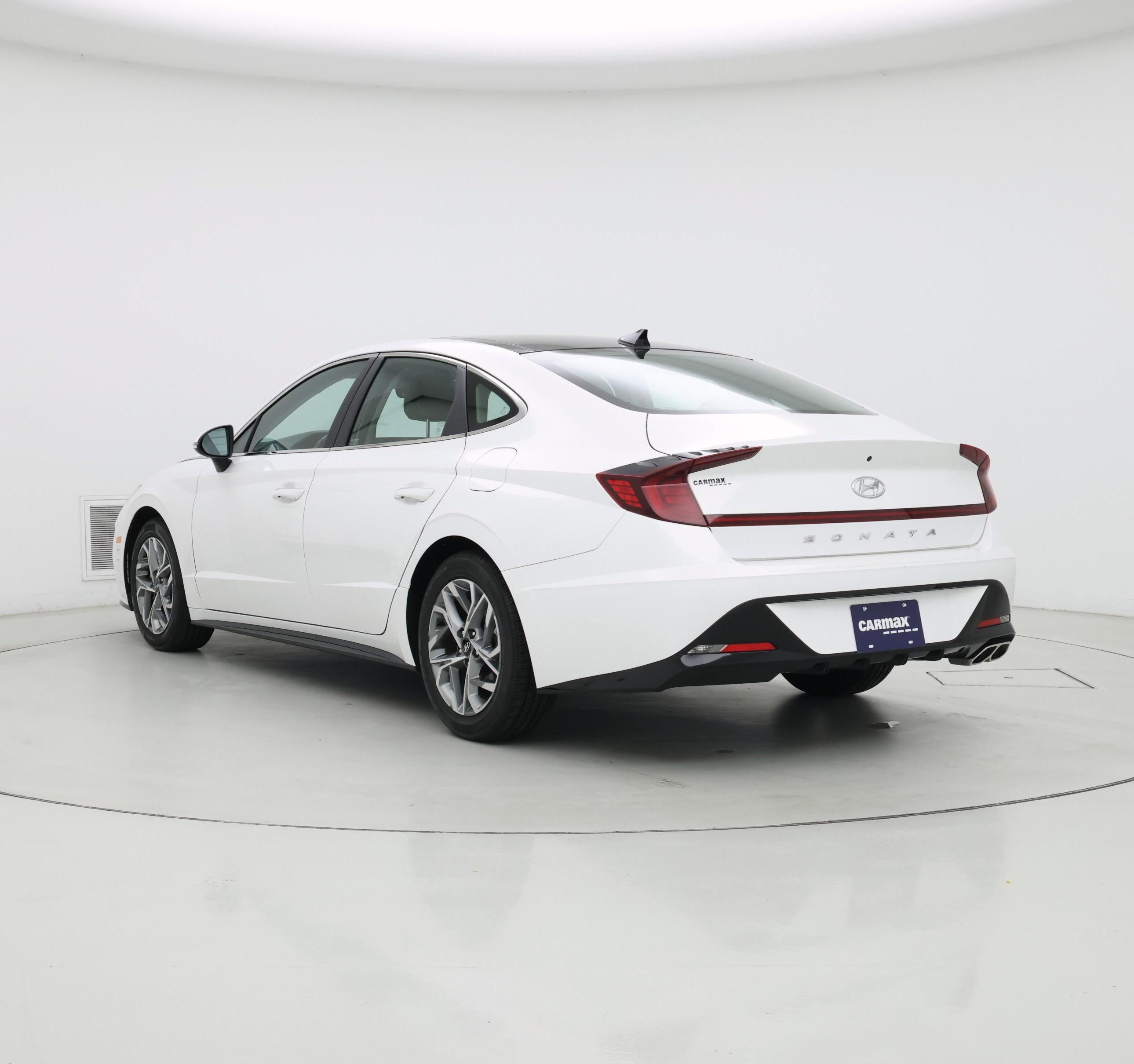 Thumbnail: 2023 Hyundai Sonata - 2