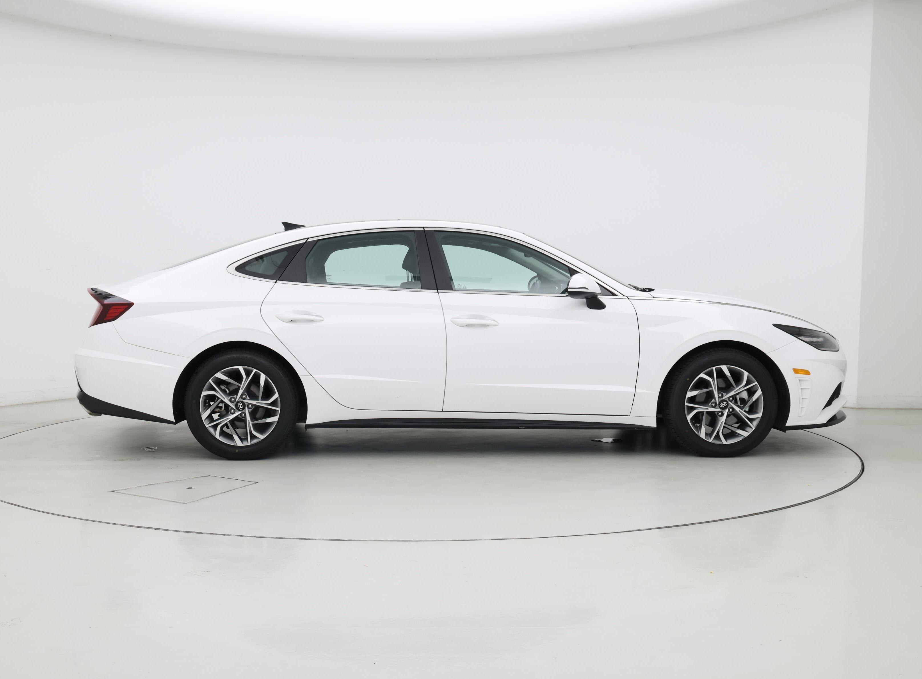 Thumbnail: 2023 Hyundai Sonata - 7