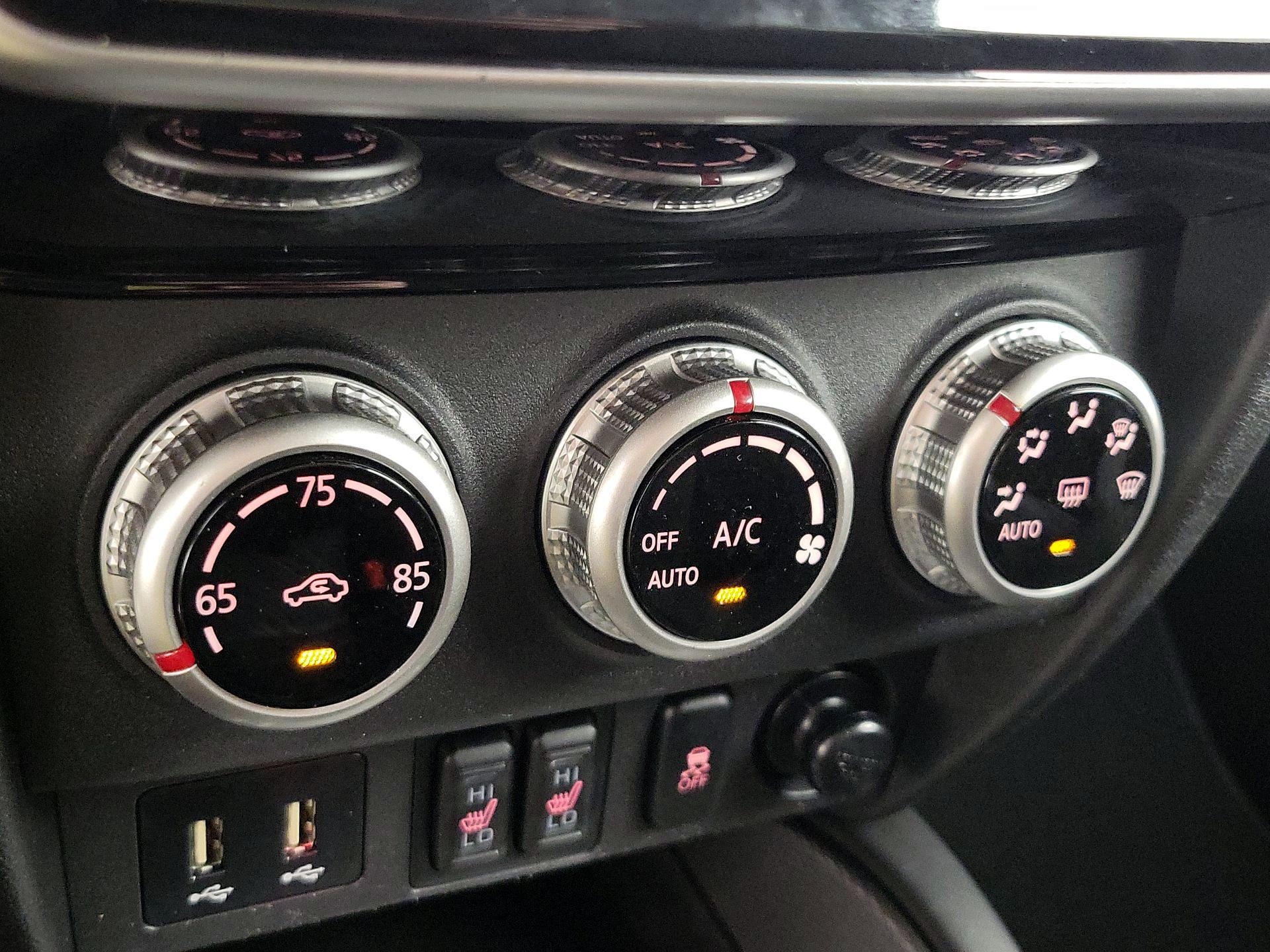 Thumbnail: 2021 Mitsubishi Outlander Sport - 16