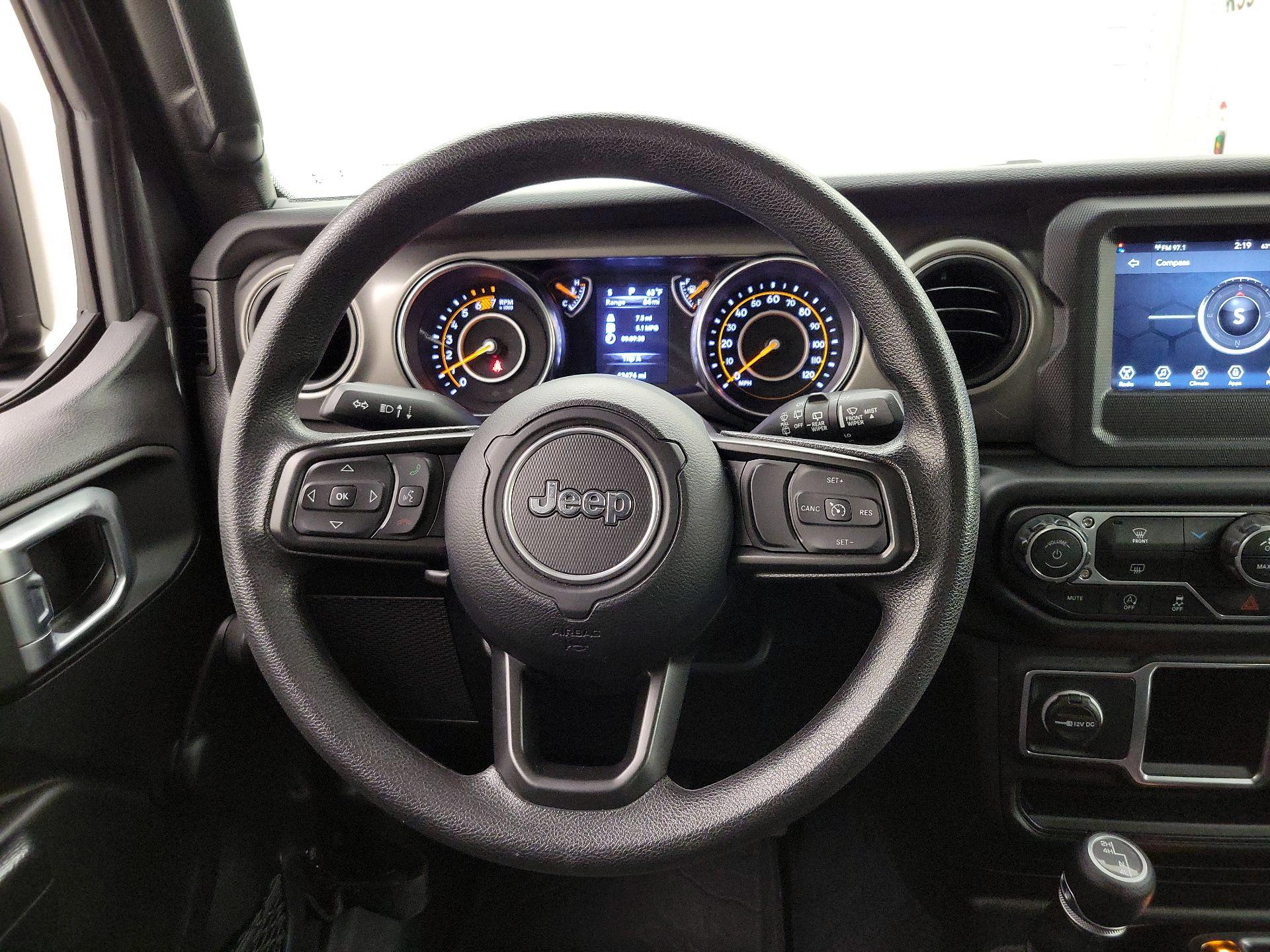 Thumbnail: 2022 Jeep Wrangler - 10