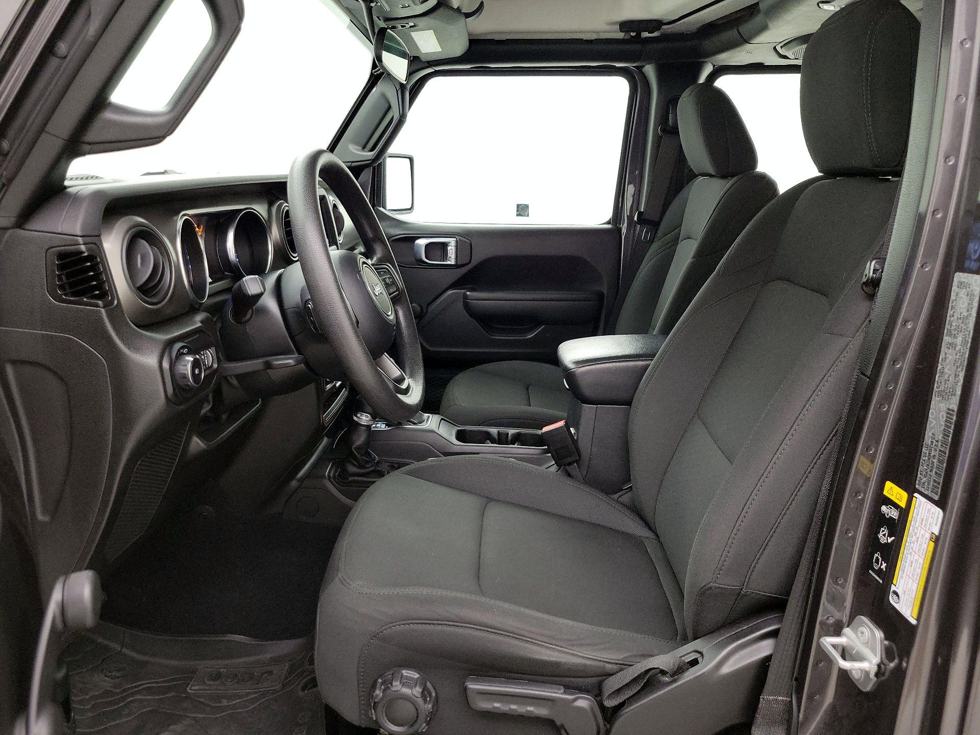 Thumbnail: 2022 Jeep Wrangler - 11