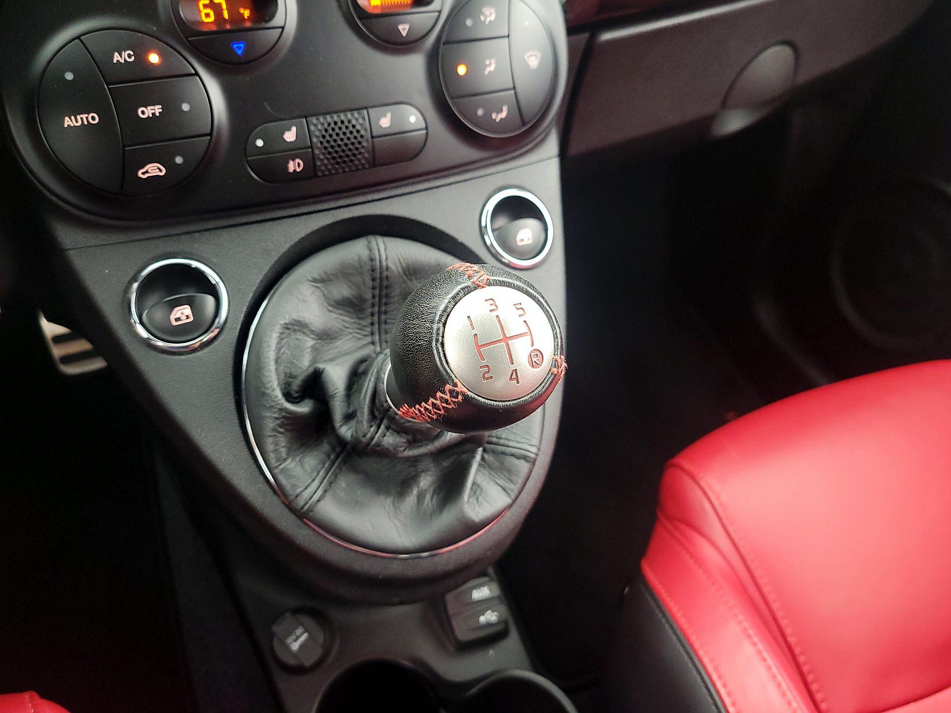 Thumbnail: 2016 Fiat 500 - 16