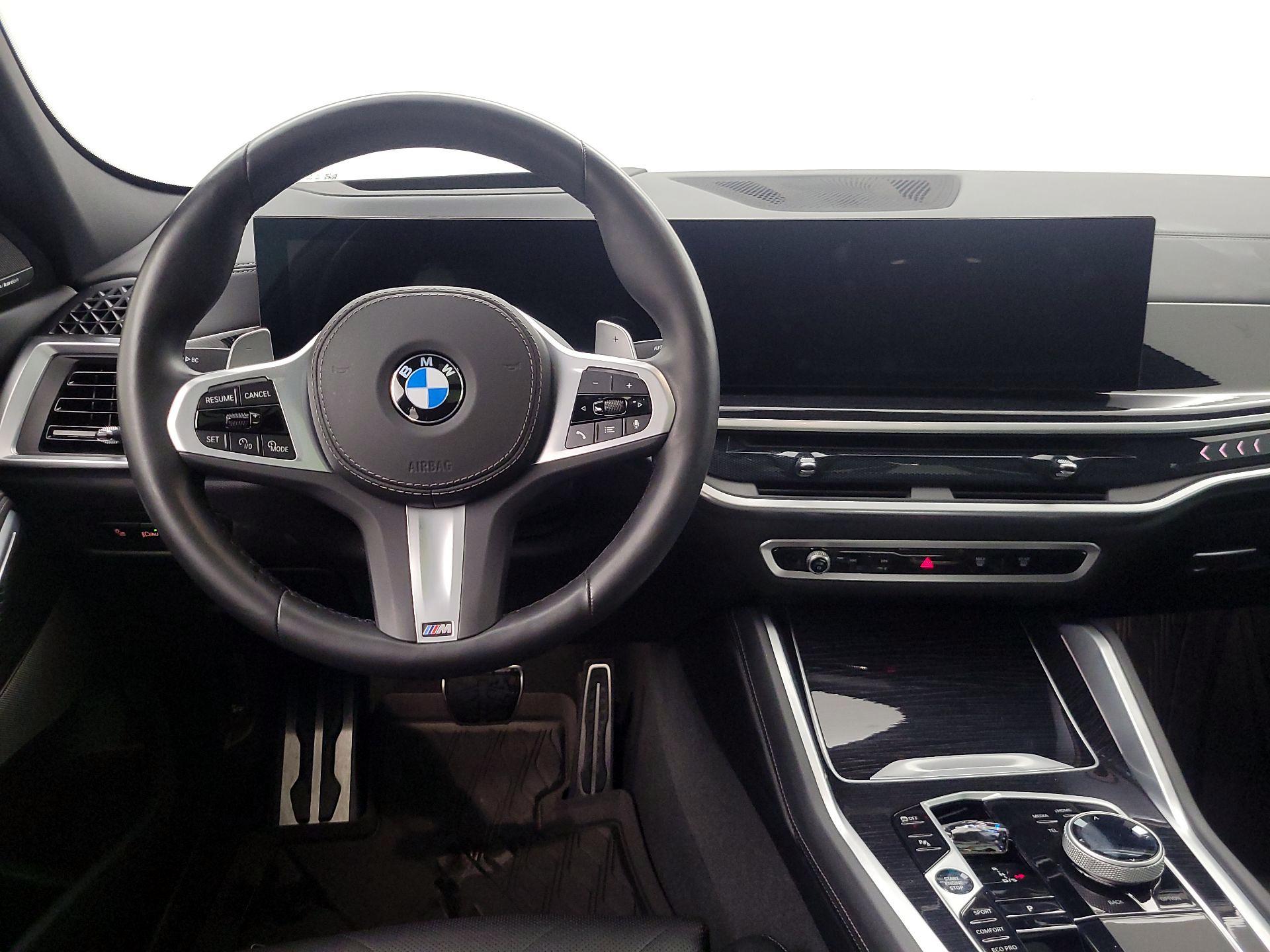 Thumbnail: 2024 BMW X6 - 10