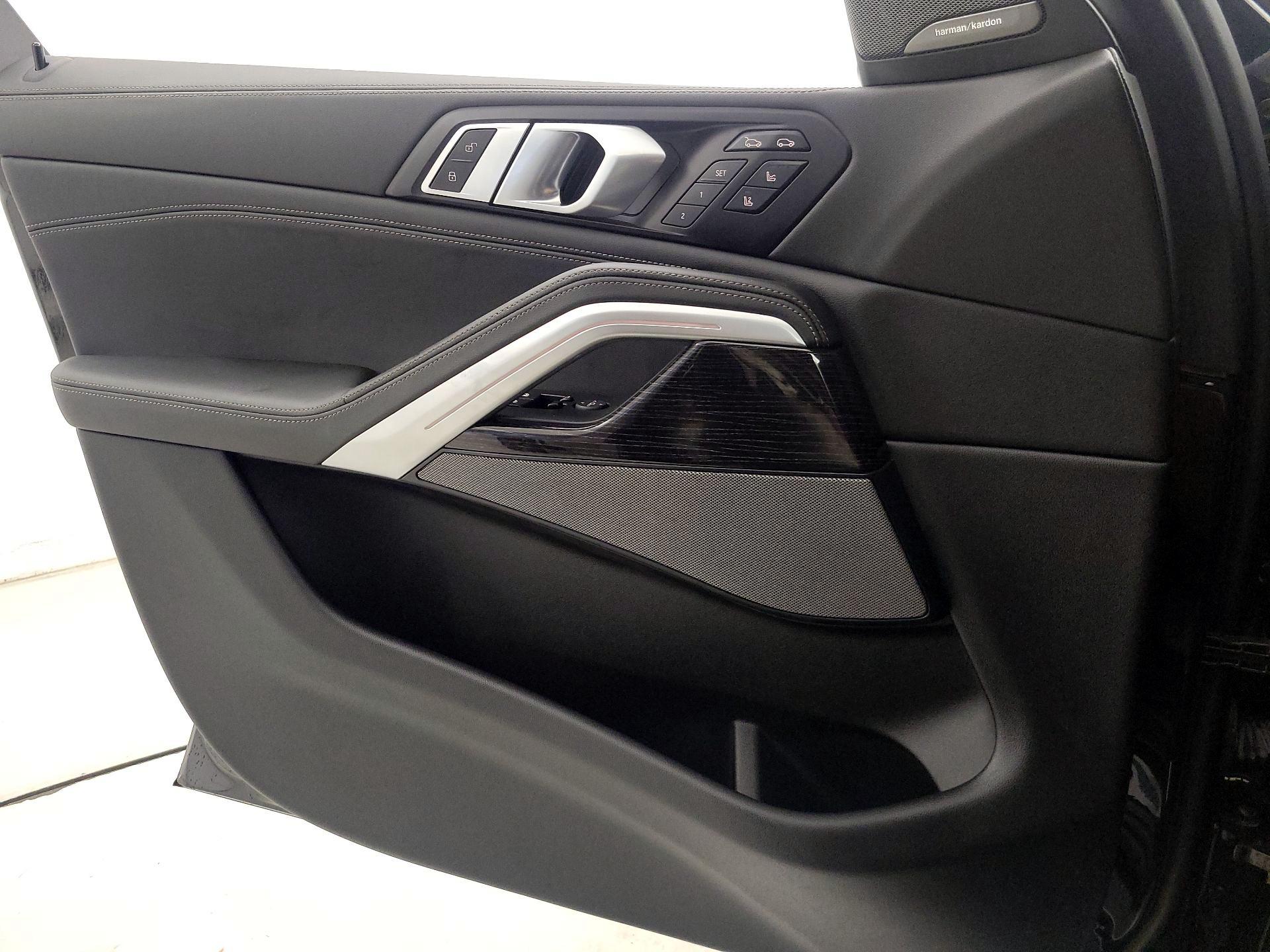 Thumbnail: 2024 BMW X6 - 12