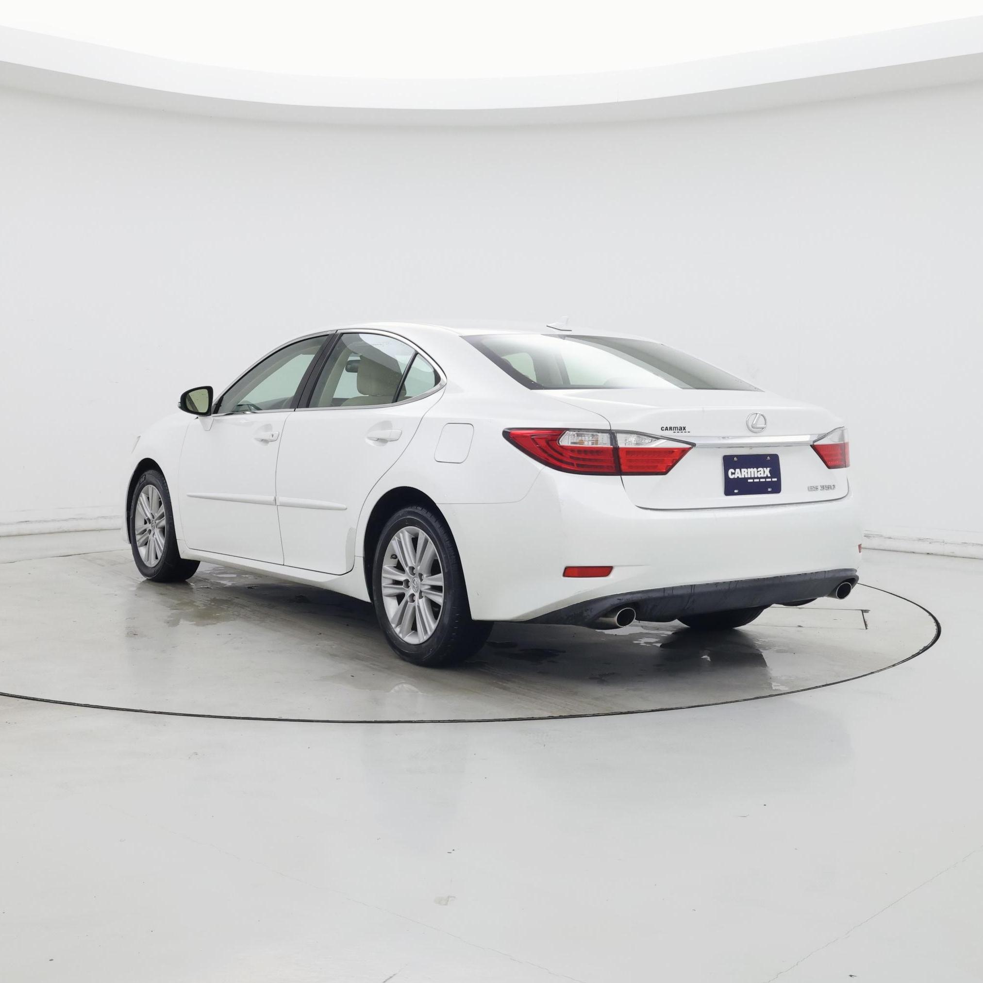 Thumbnail: 2014 Lexus ES - 2