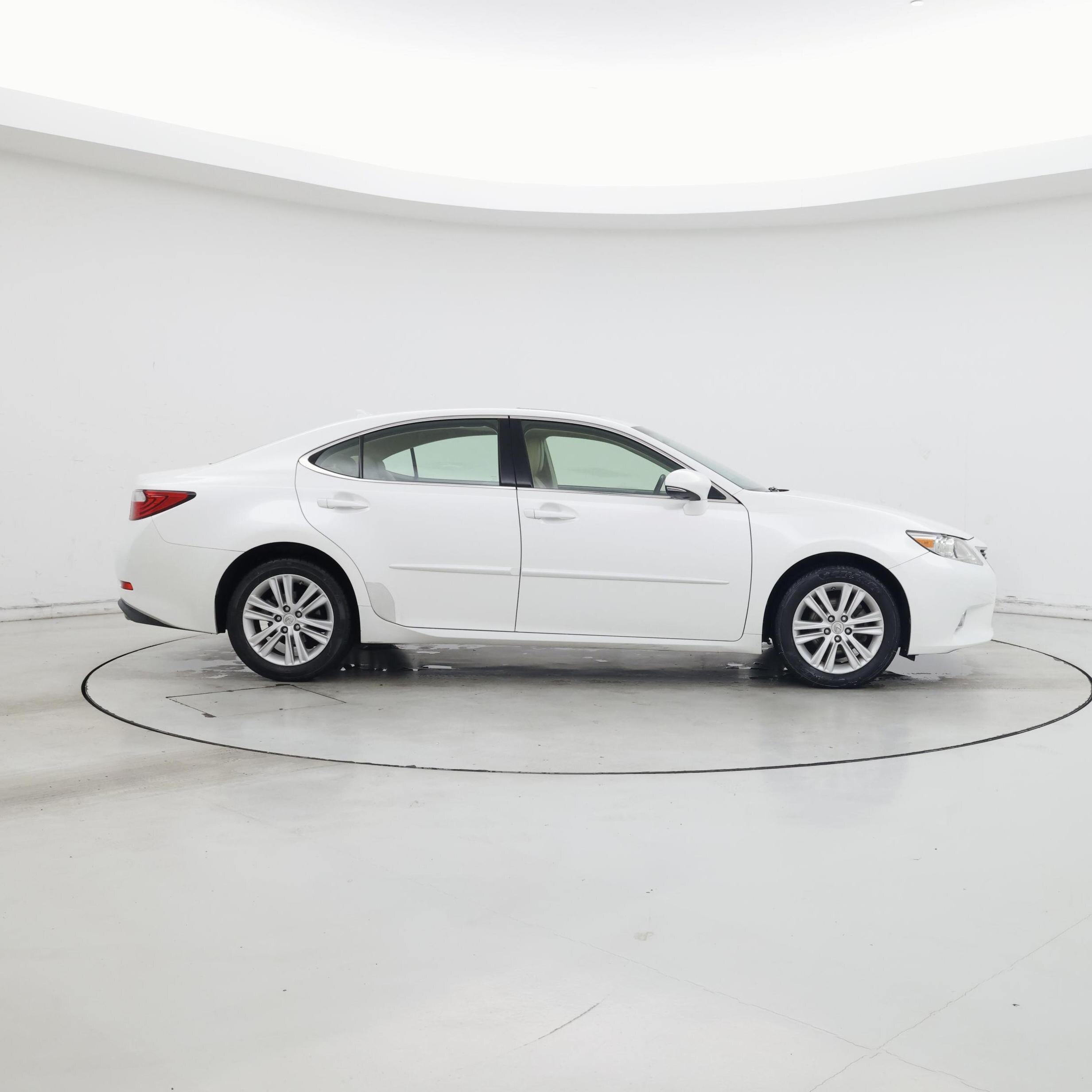 Thumbnail: 2014 Lexus ES - 7