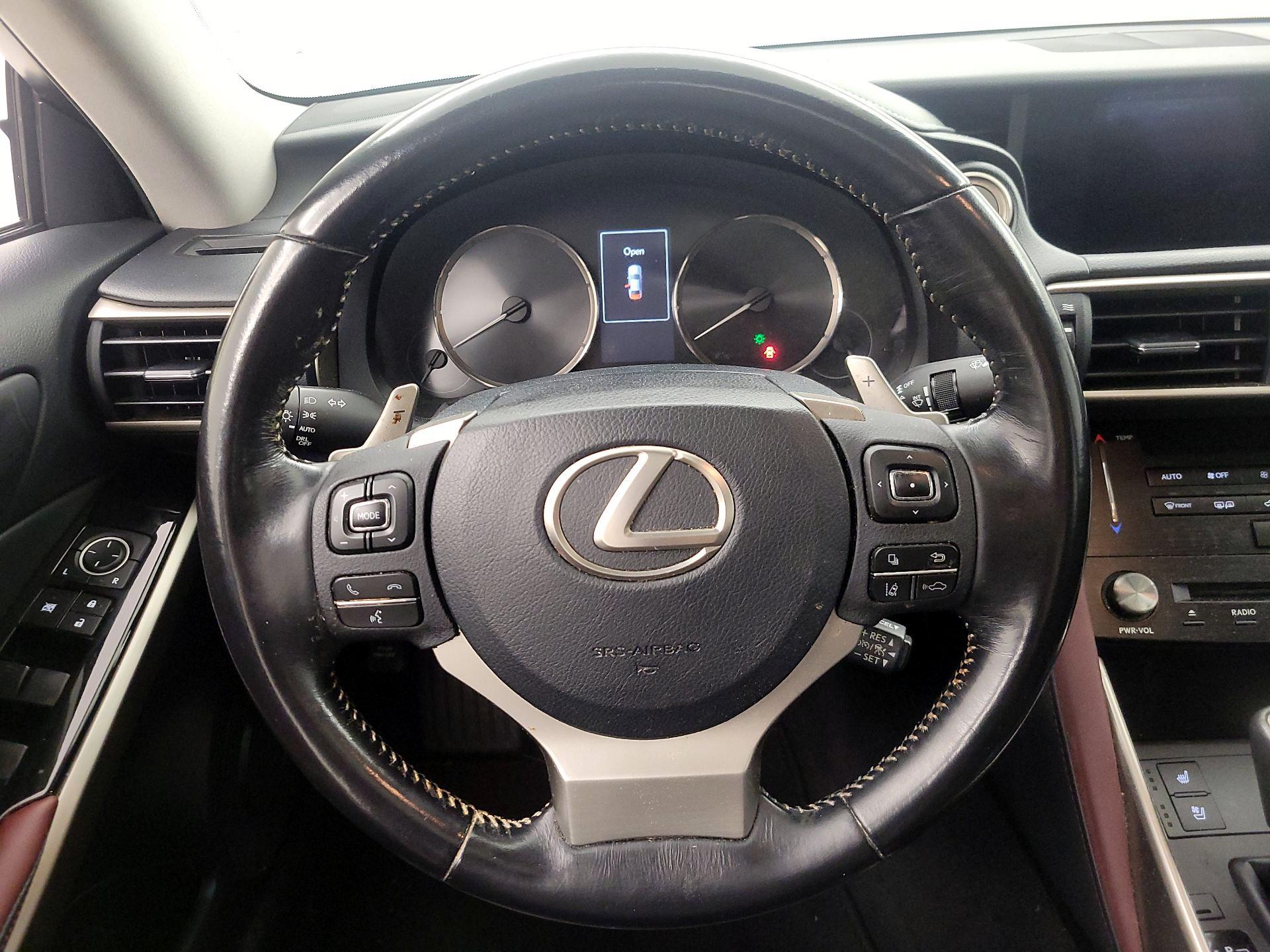 Thumbnail: 2017 Lexus IS - 10