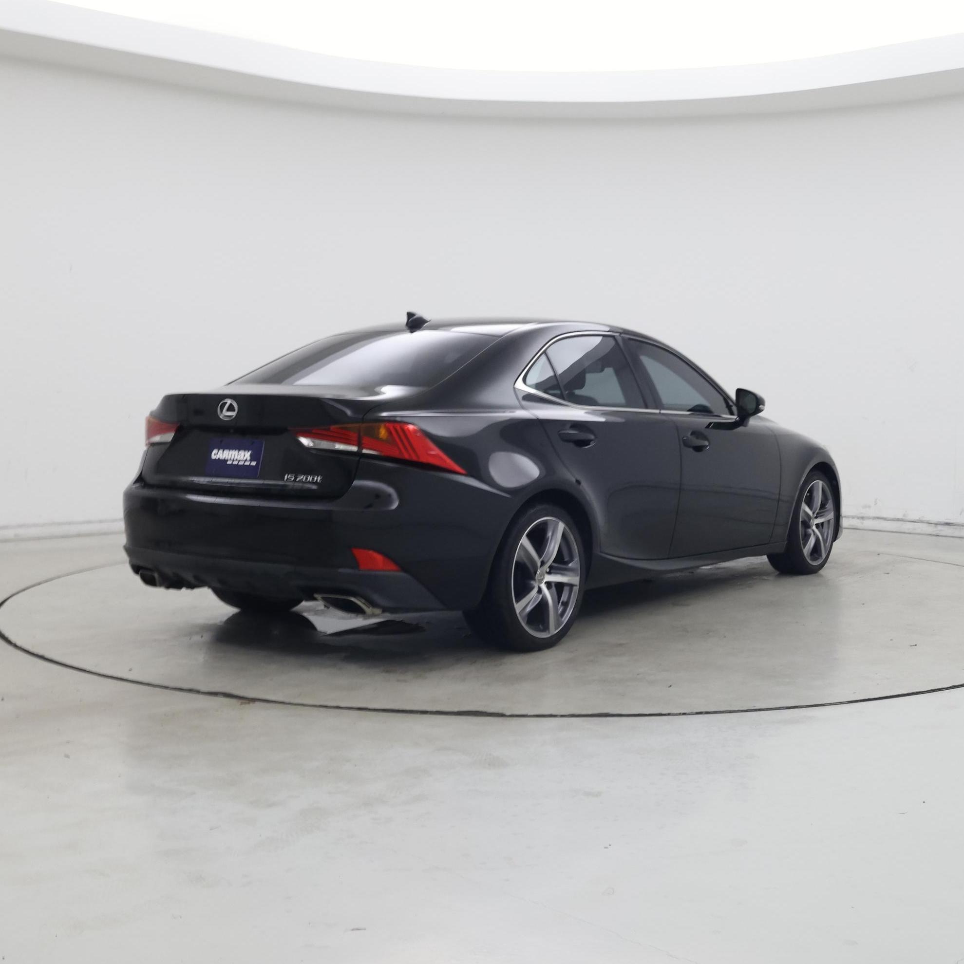 Thumbnail: 2017 Lexus IS - 8