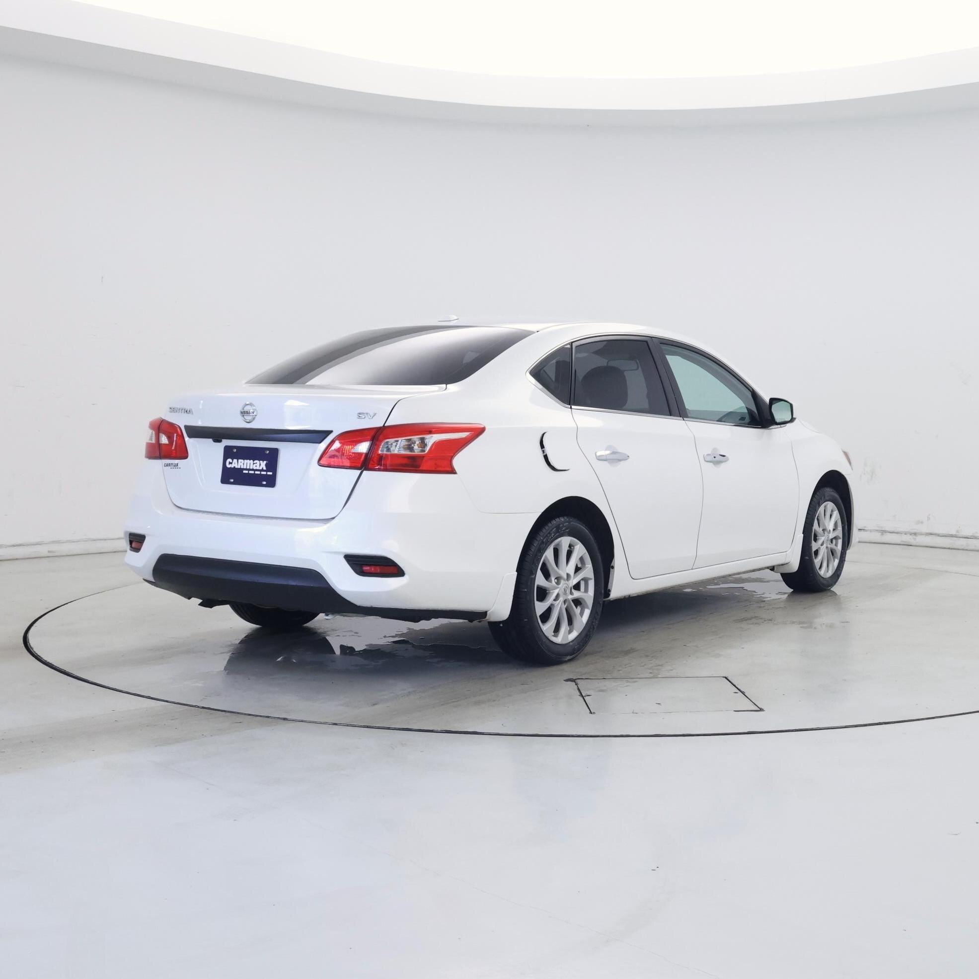 Thumbnail: 2019 Nissan Sentra - 8