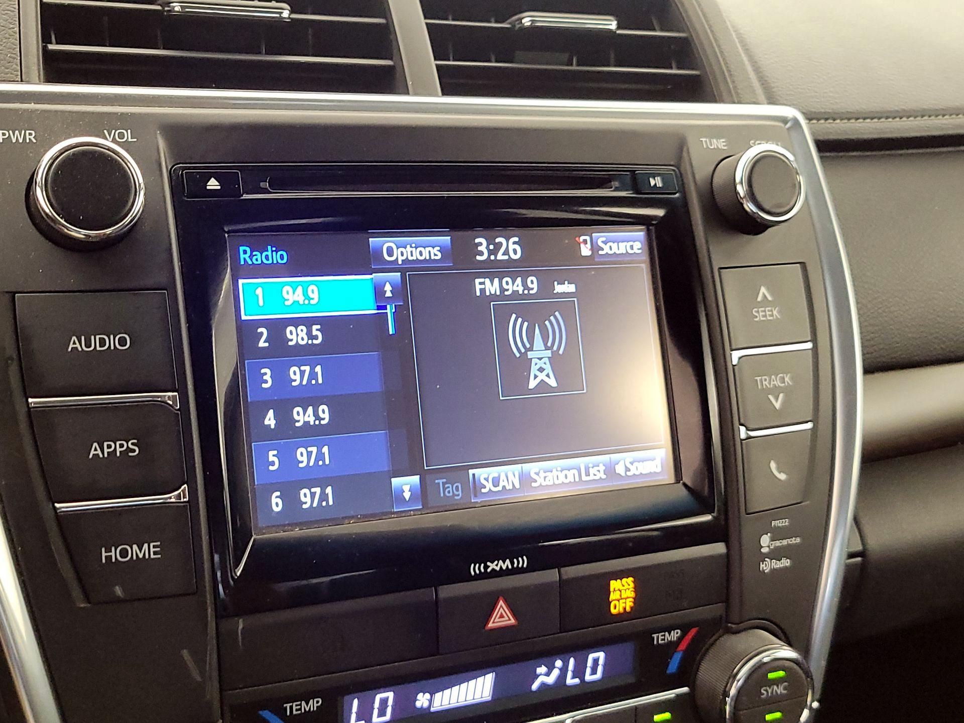 Thumbnail: 2016 Toyota Camry - 15