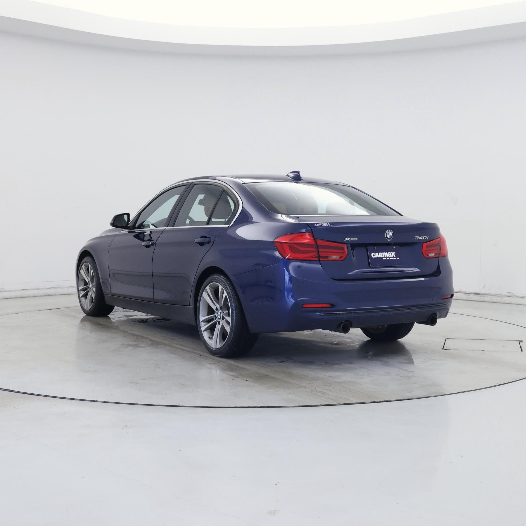 Thumbnail: 2016 BMW 3 Series - 2