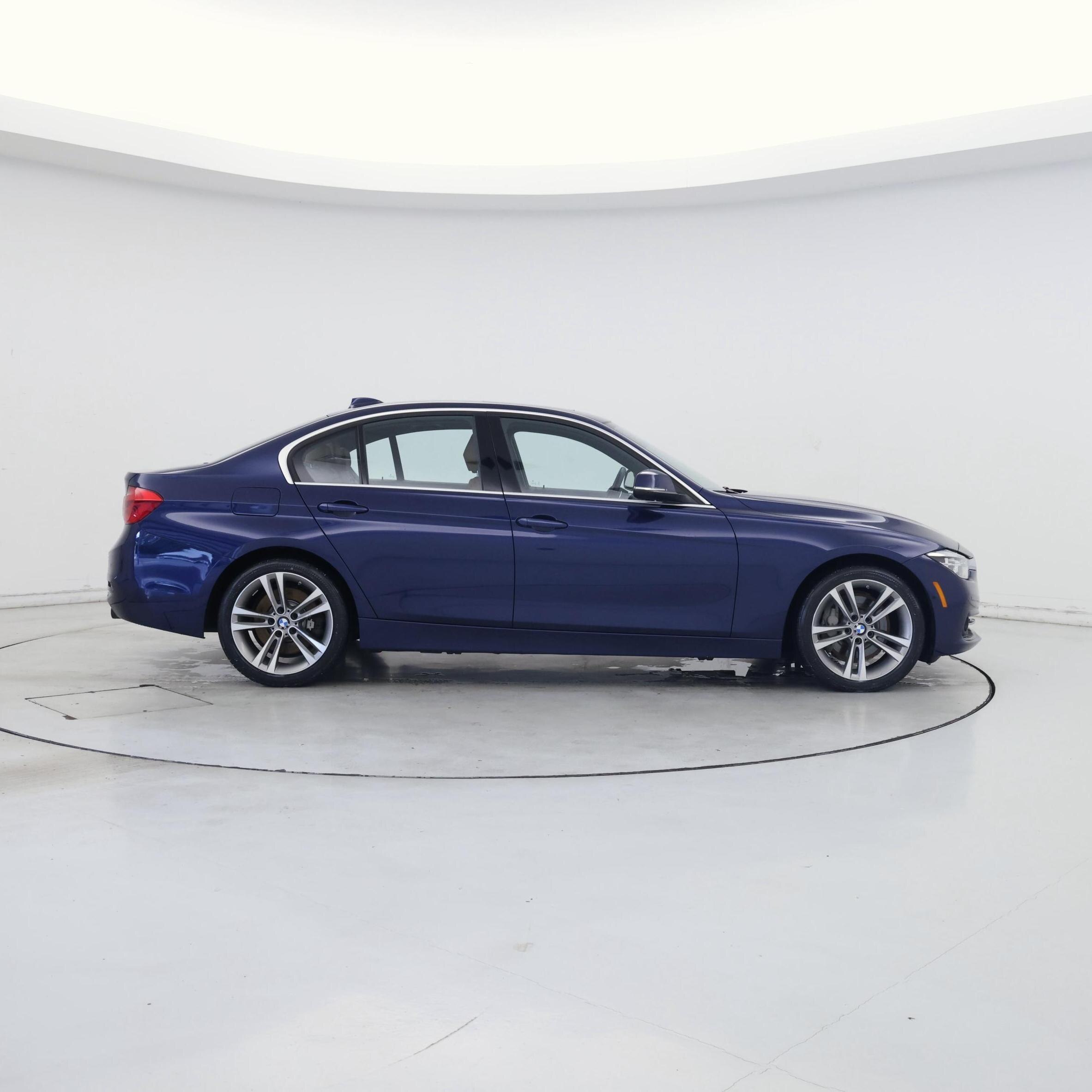 Thumbnail: 2016 BMW 3 Series - 7