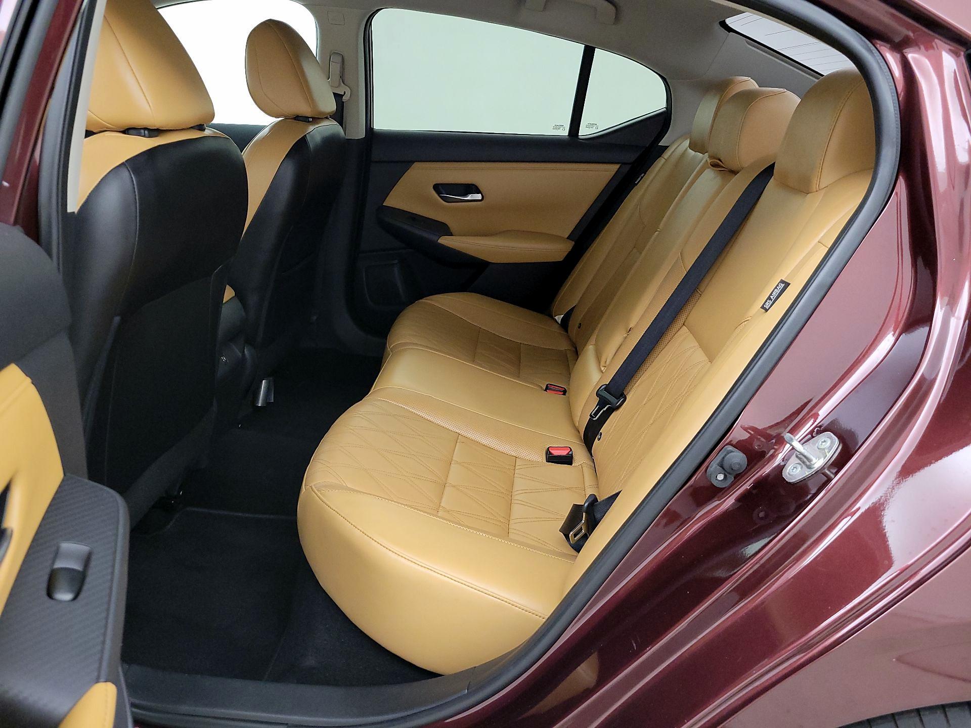 Thumbnail: 2021 Nissan Sentra - 20