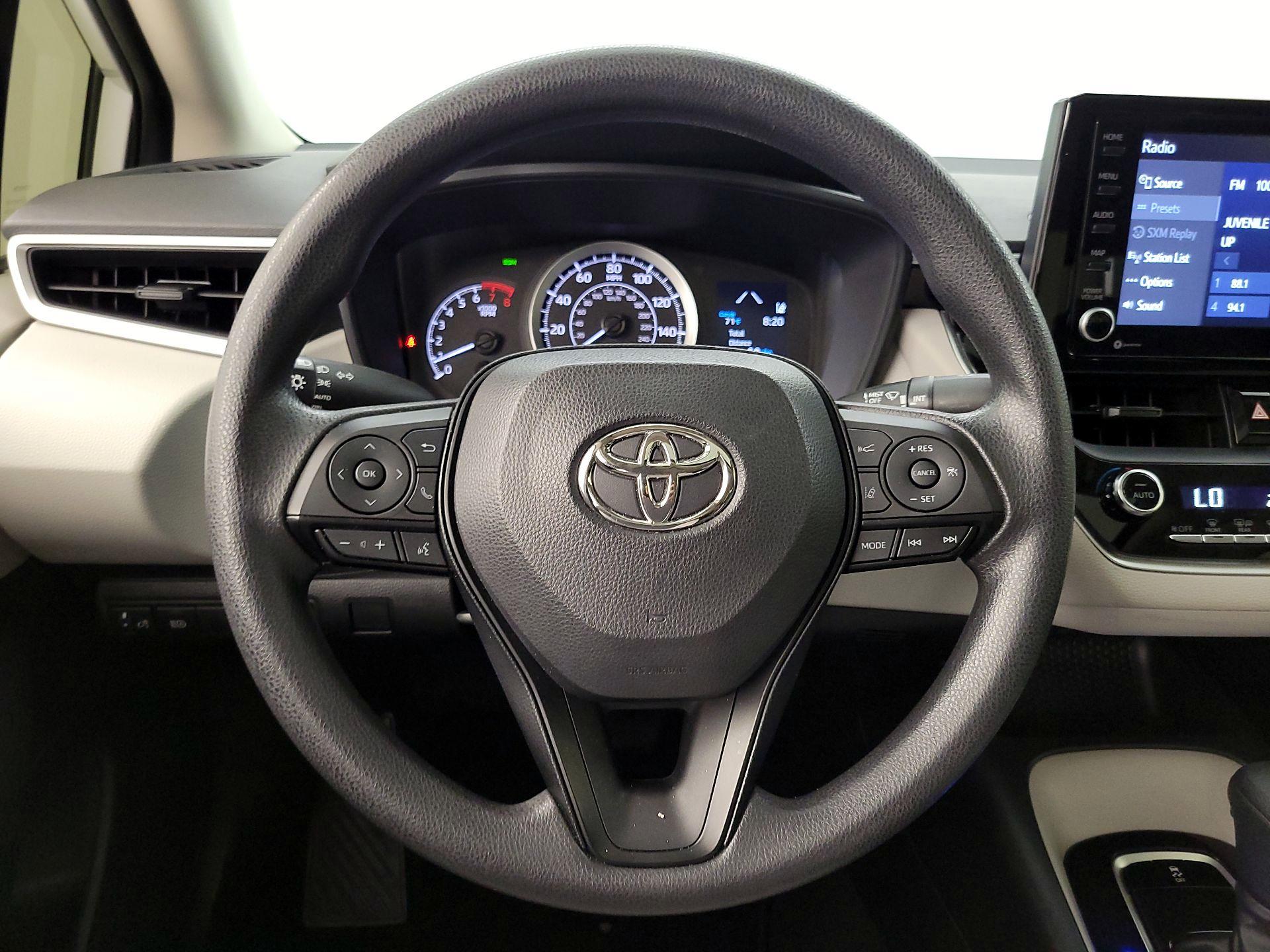 Thumbnail: 2022 Toyota Corolla - 10