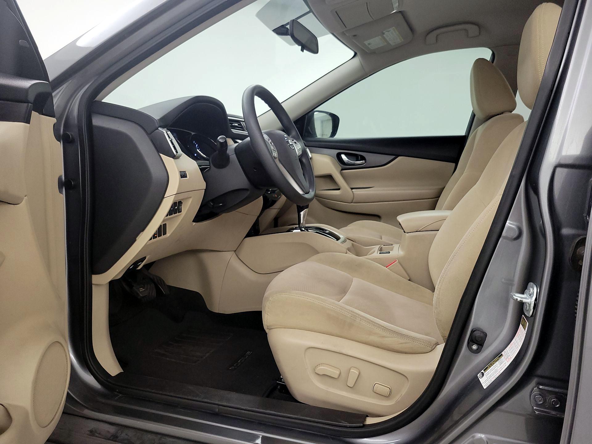 Thumbnail: 2016 Nissan Rogue - 11