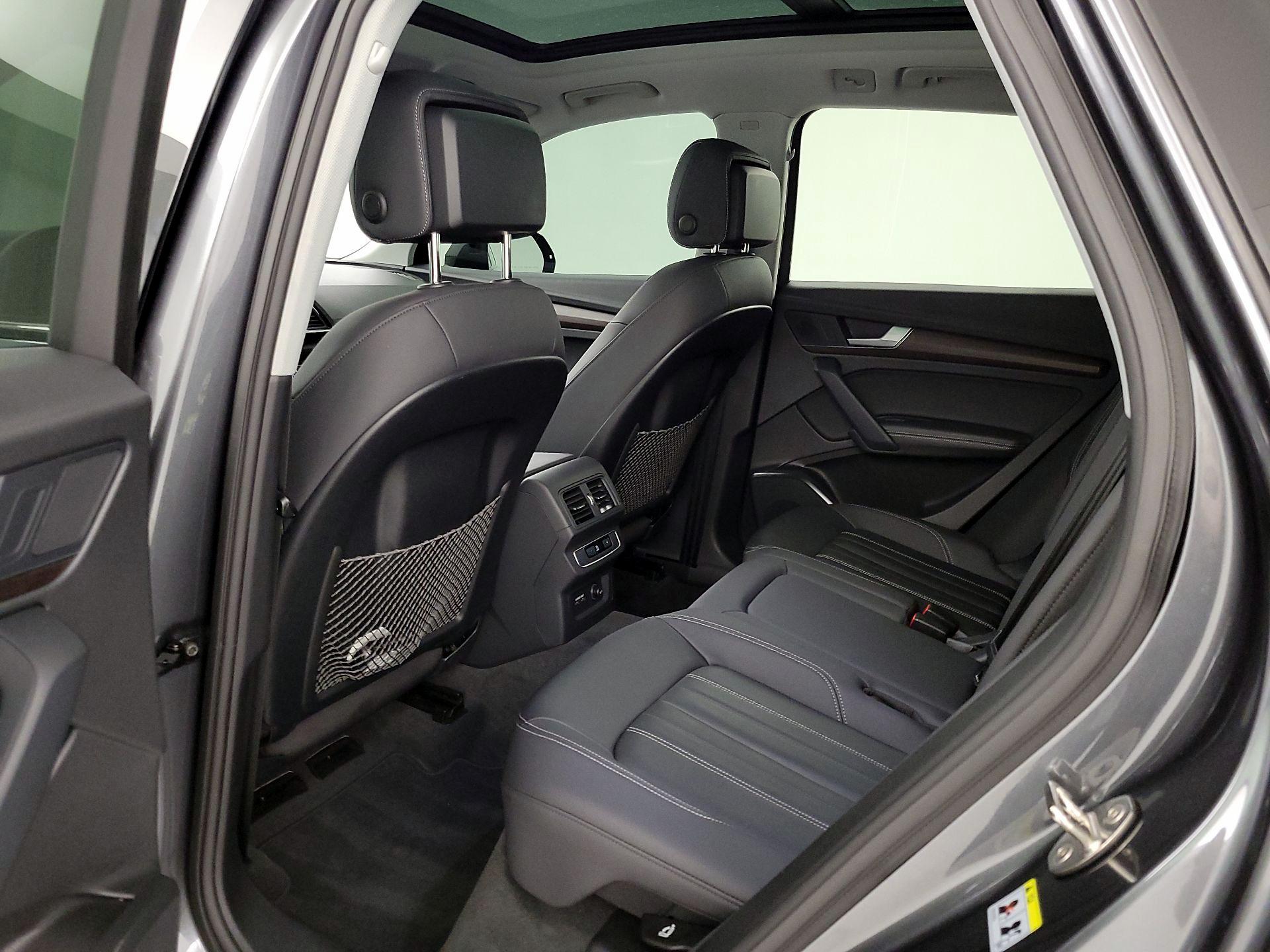 Thumbnail: 2022 Audi Q5 - 20