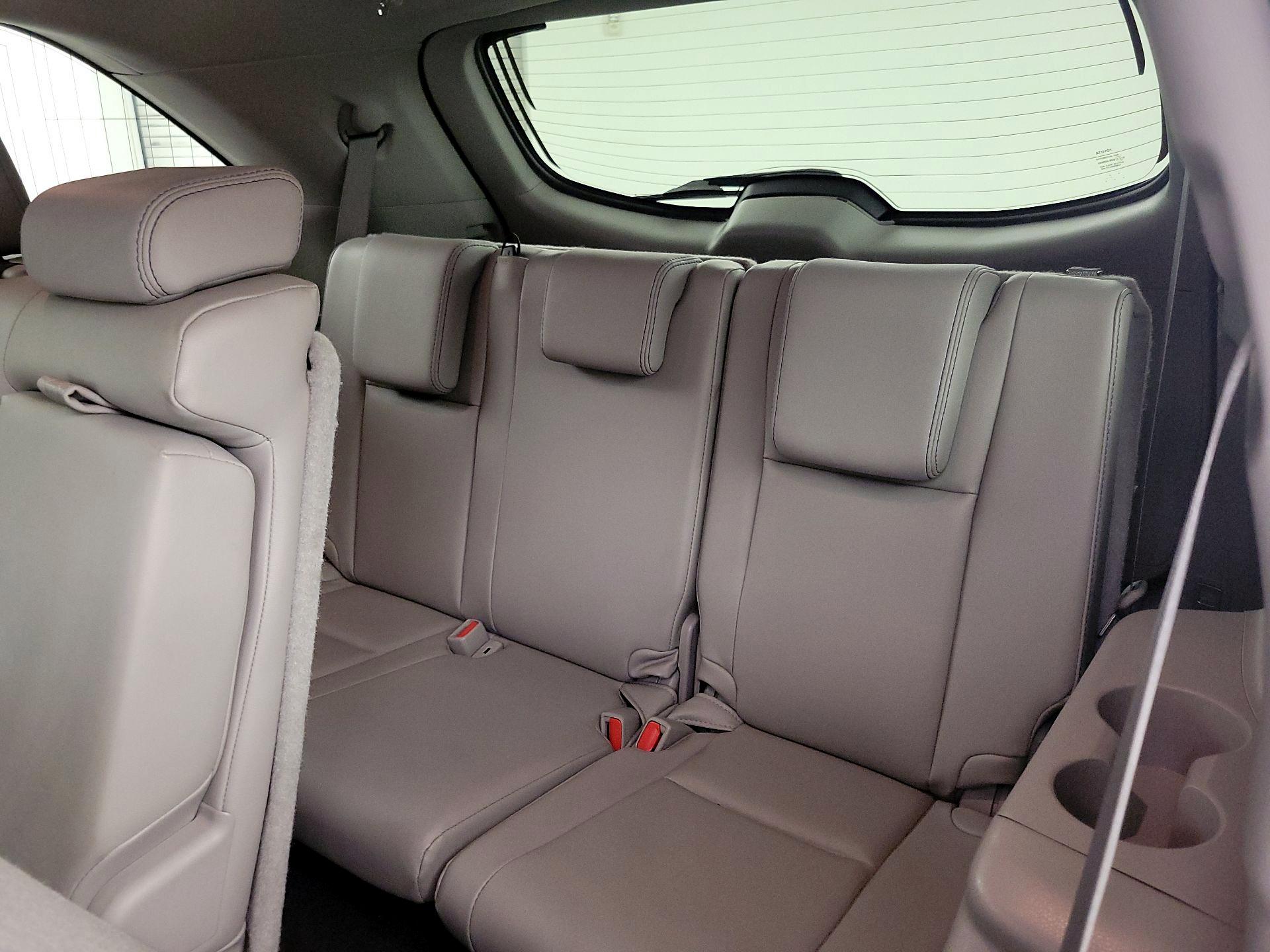 Thumbnail: 2016 Toyota Highlander - 20