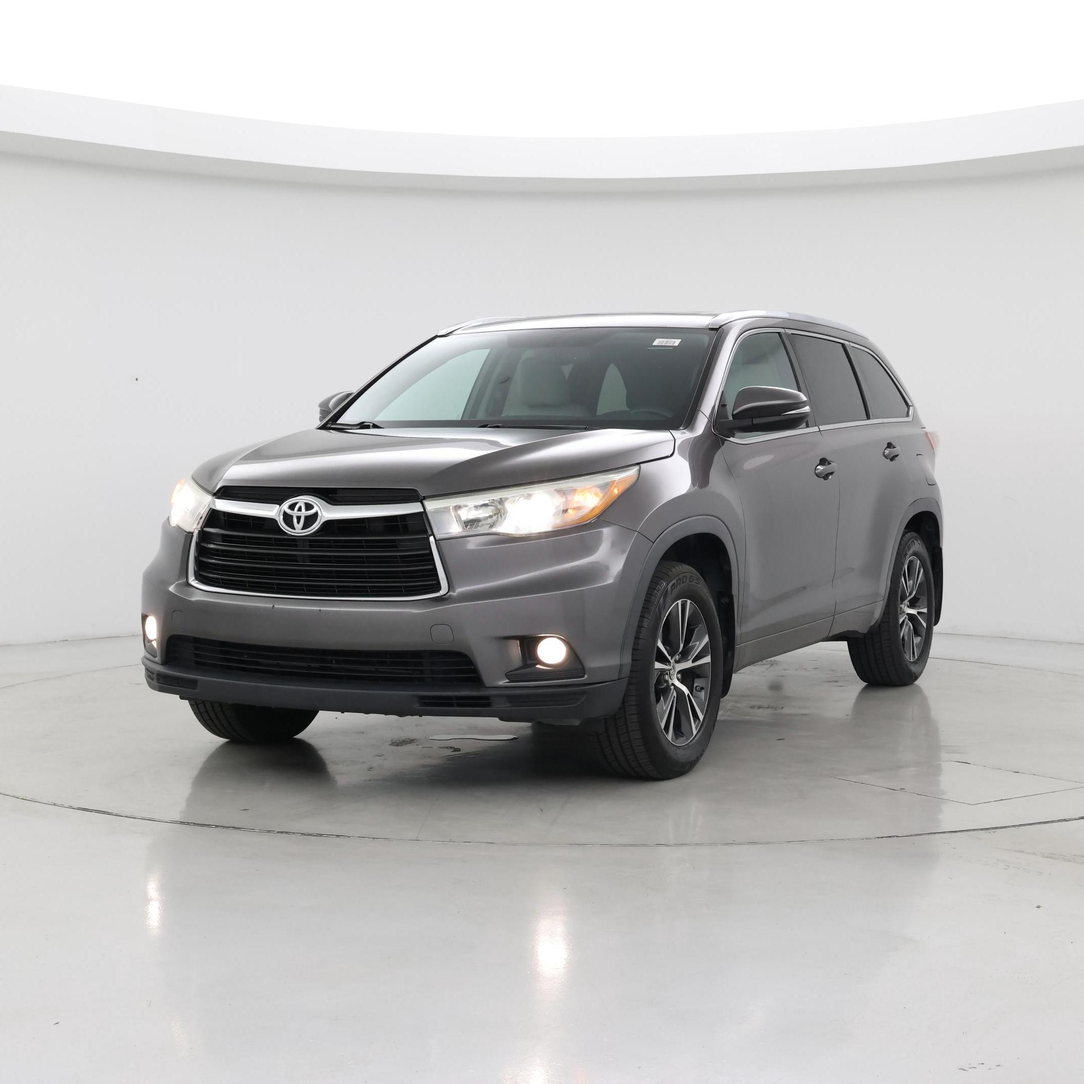 Thumbnail: 2016 Toyota Highlander - 4