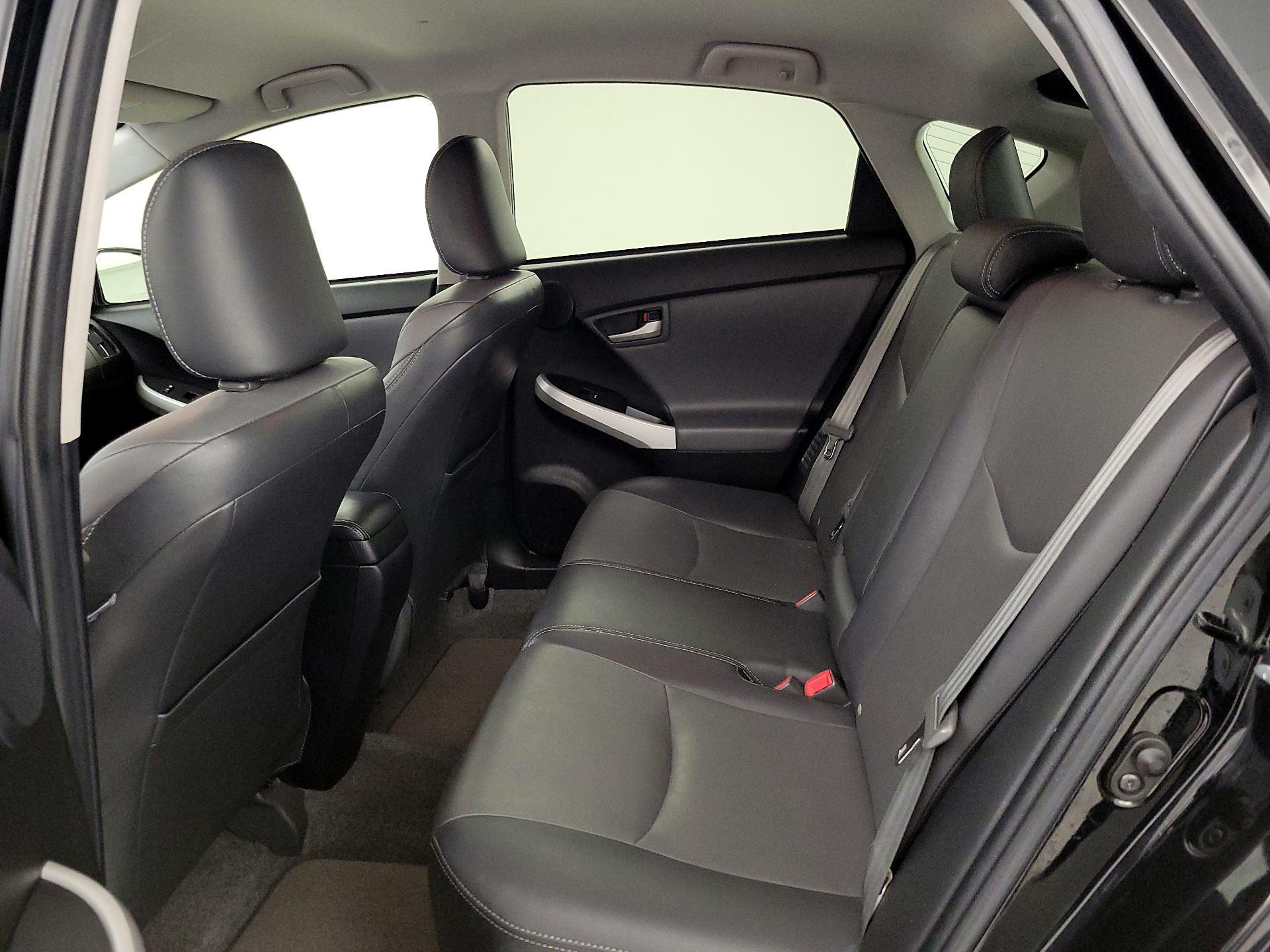 Thumbnail: 2014 Toyota Prius - 19