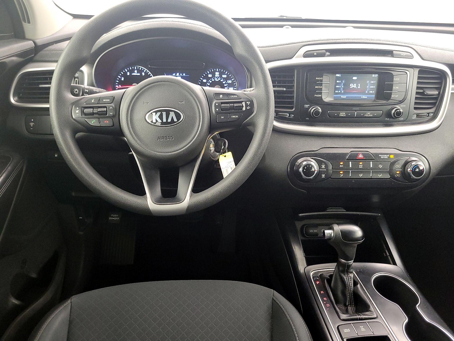 Thumbnail: 2018 Kia Sorento - 10