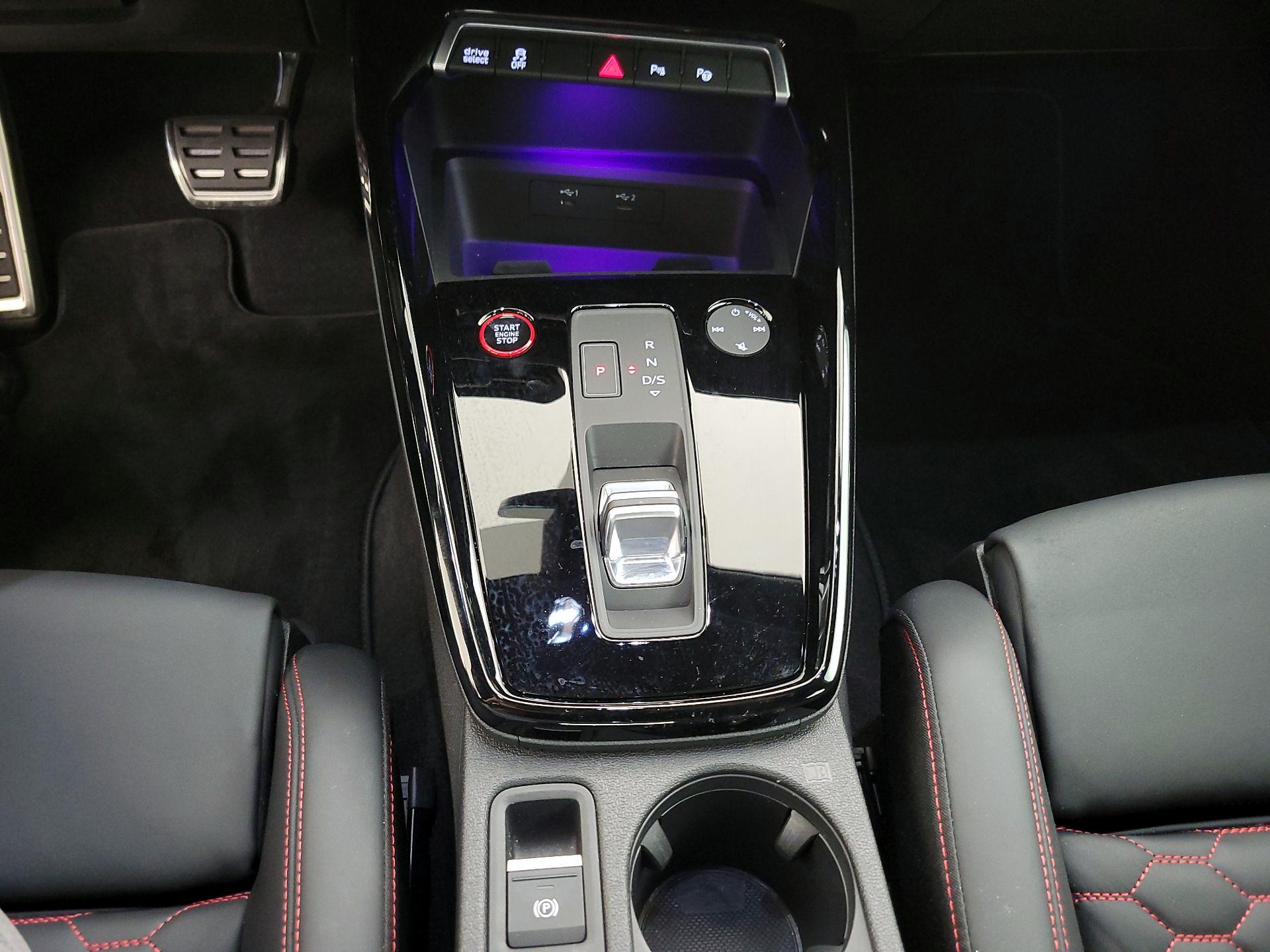 Thumbnail: 2024 Audi RS 3 - 18