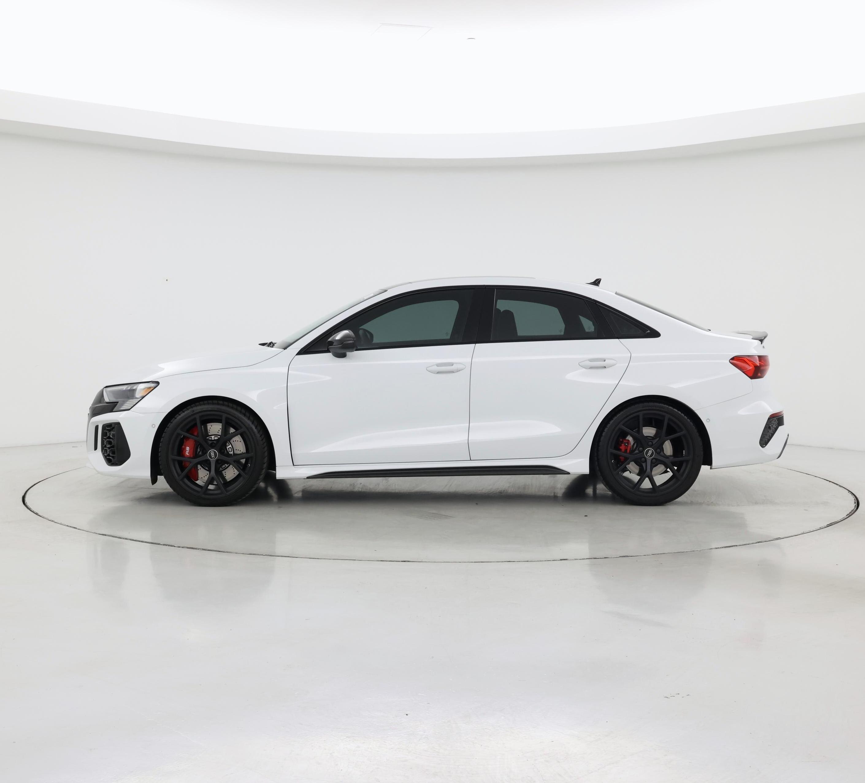 Thumbnail: 2024 Audi RS 3 - 3