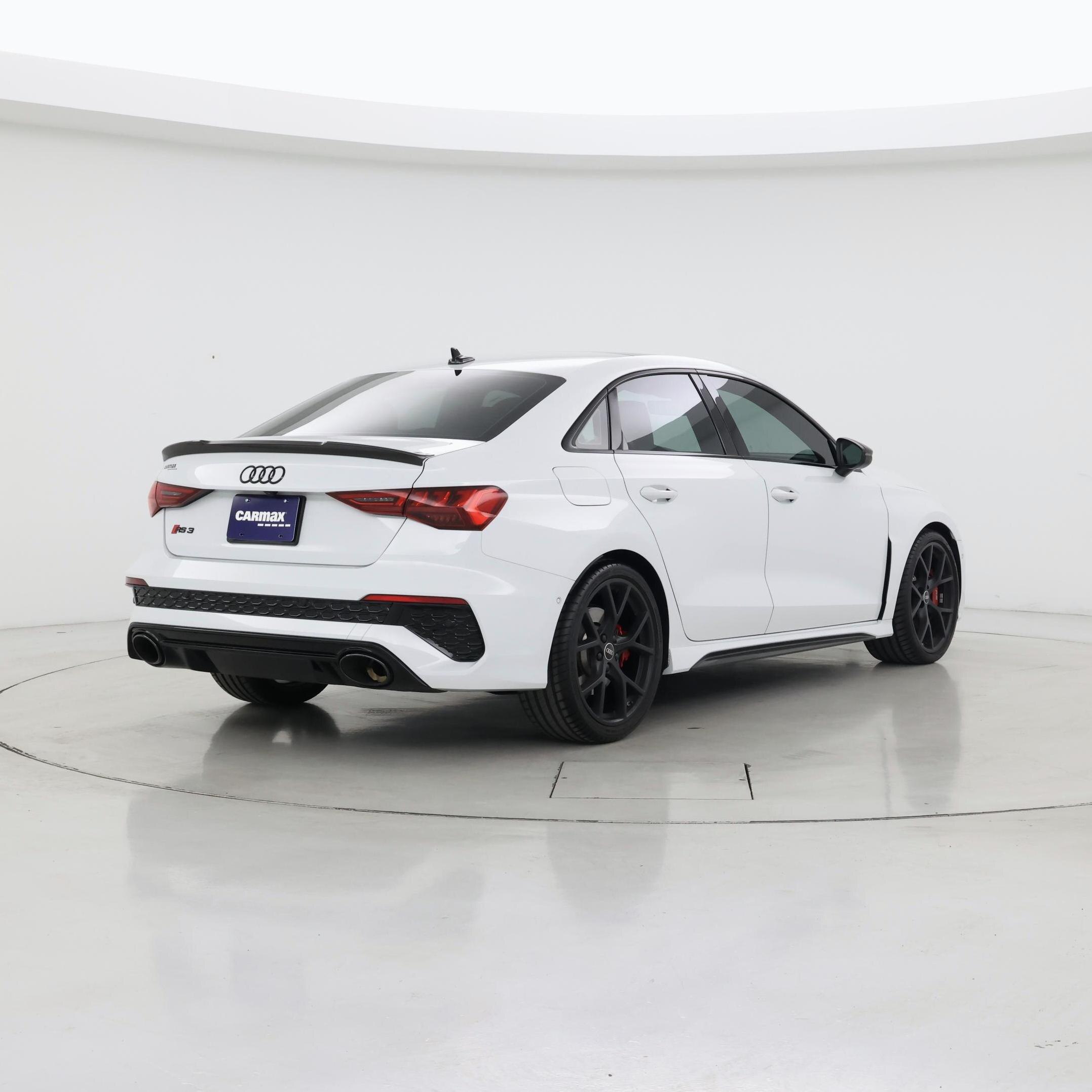 Thumbnail: 2024 Audi RS 3 - 8