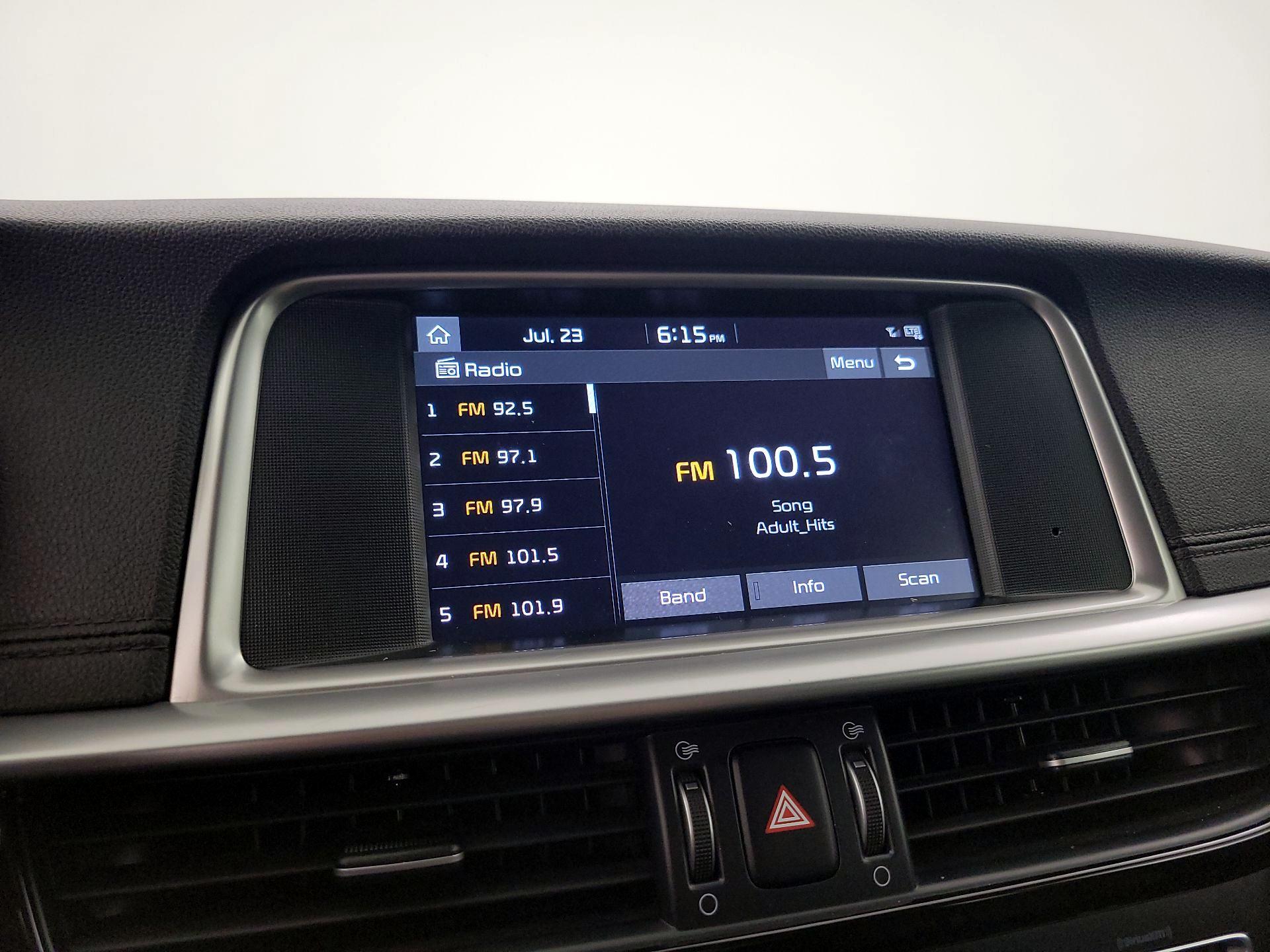Thumbnail: 2019 Kia Optima - 15