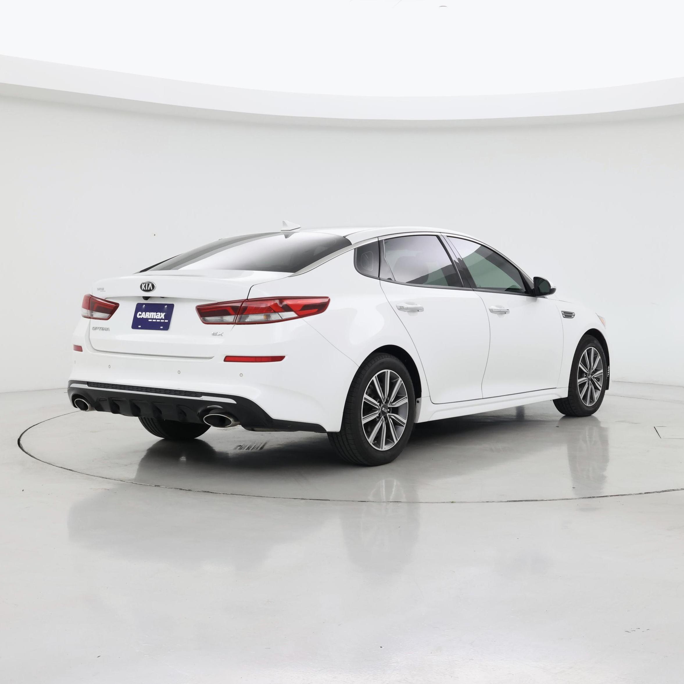 Thumbnail: 2019 Kia Optima - 8
