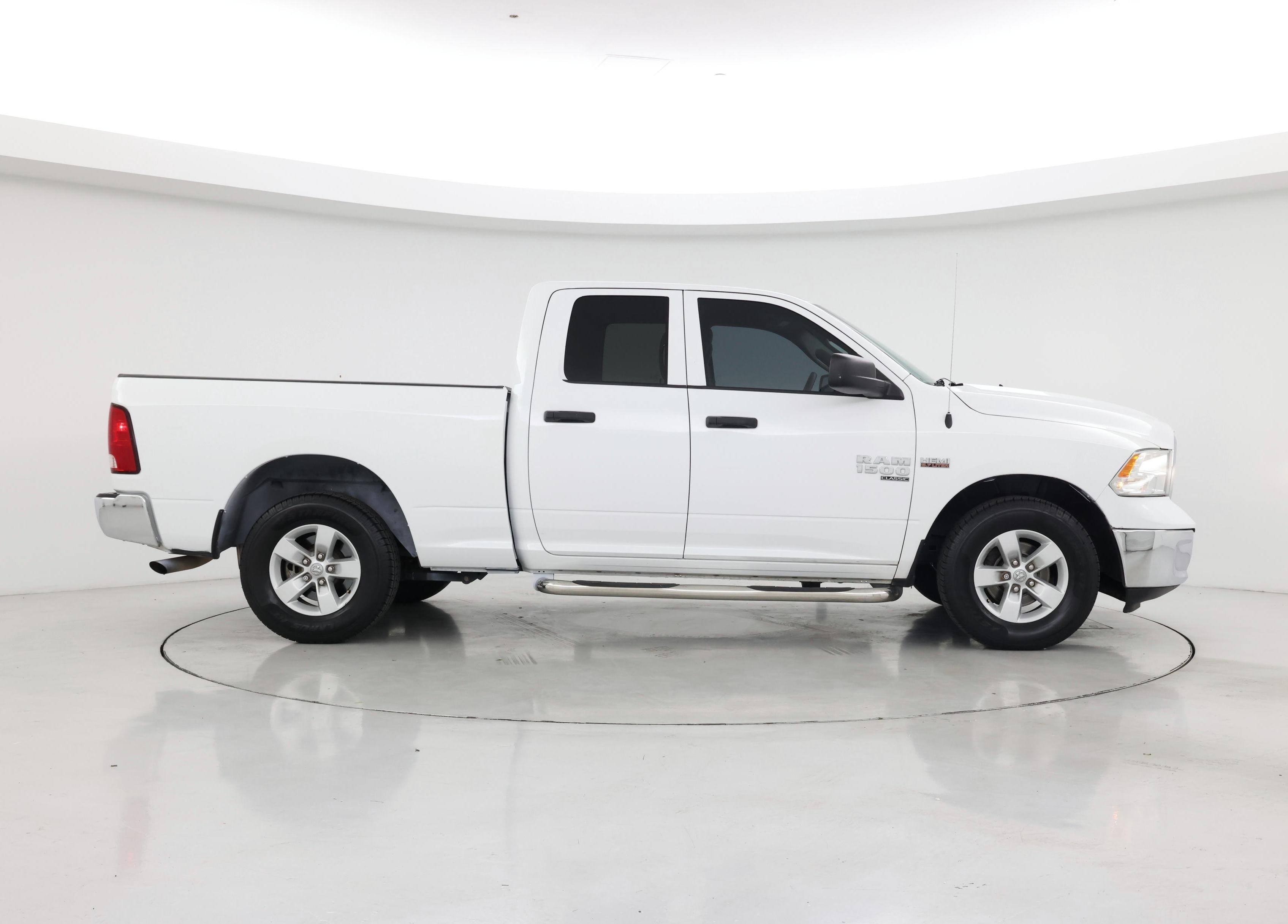 Thumbnail: 2020 RAM 1500 Classic - 7