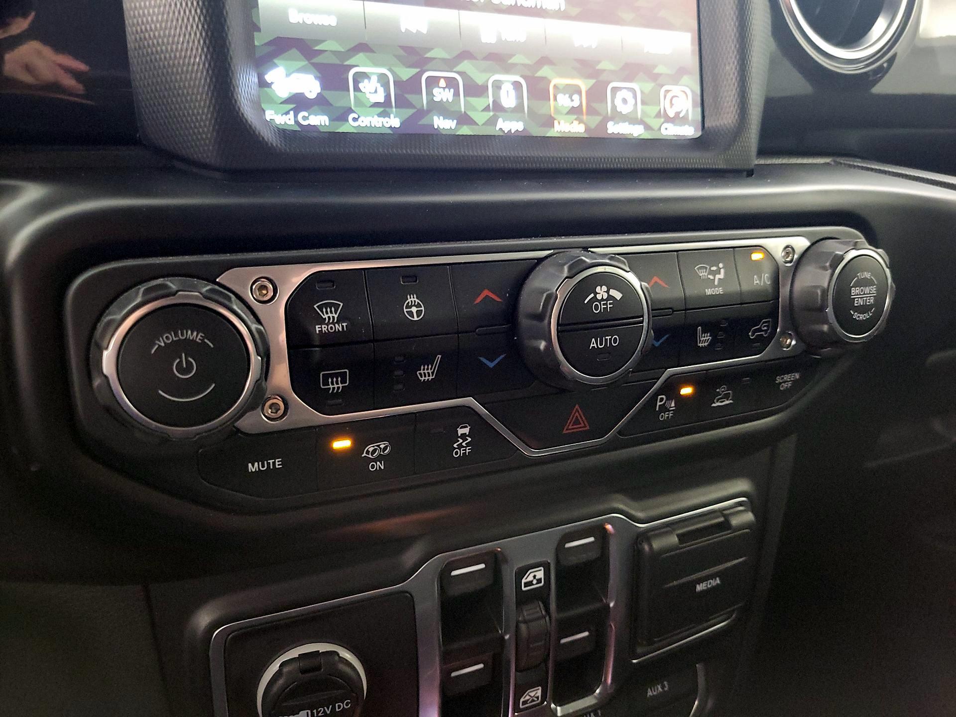 Thumbnail: 2021 Jeep Wrangler - 17