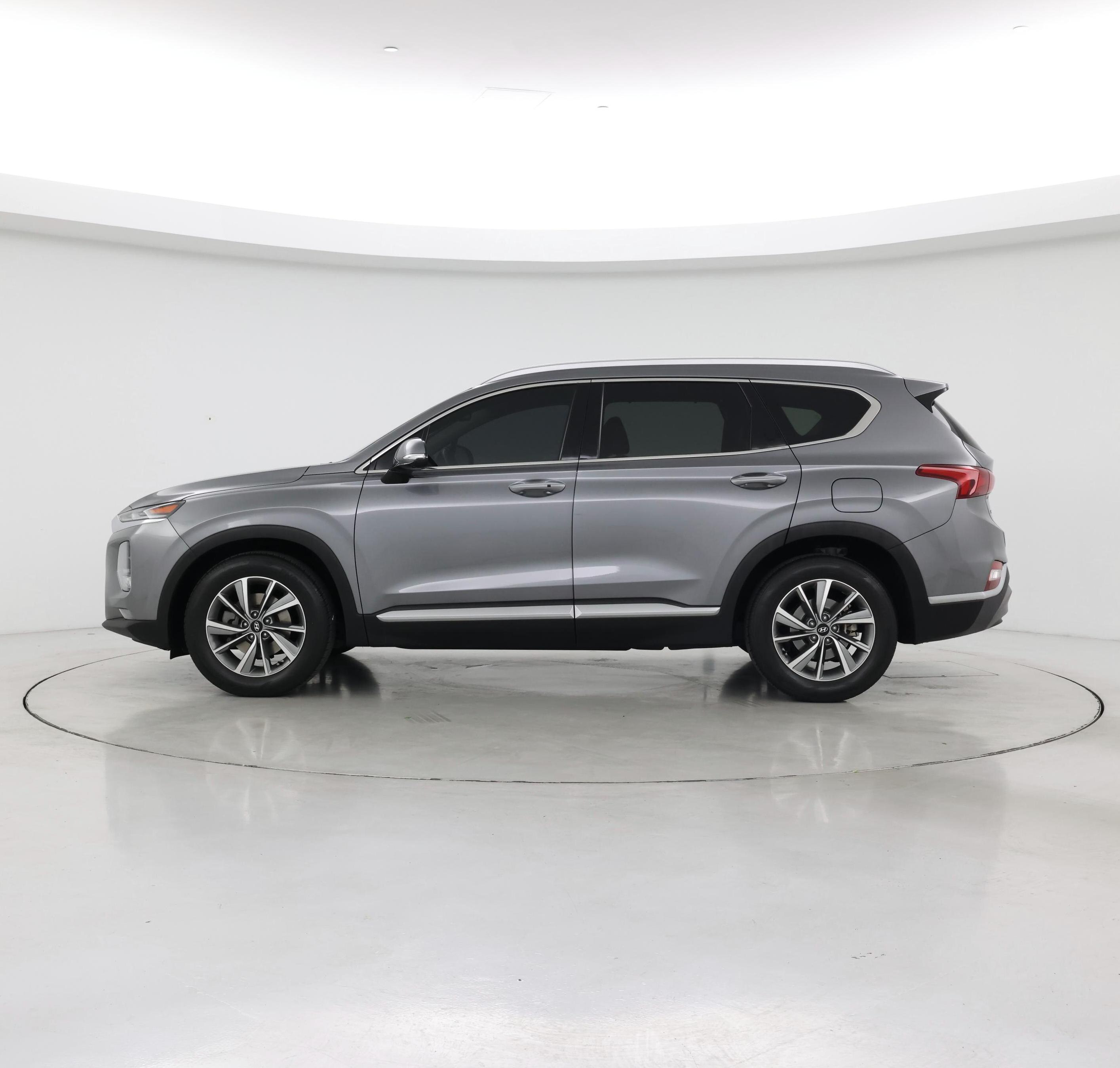Thumbnail: 2019 Hyundai Santa Fe - 3