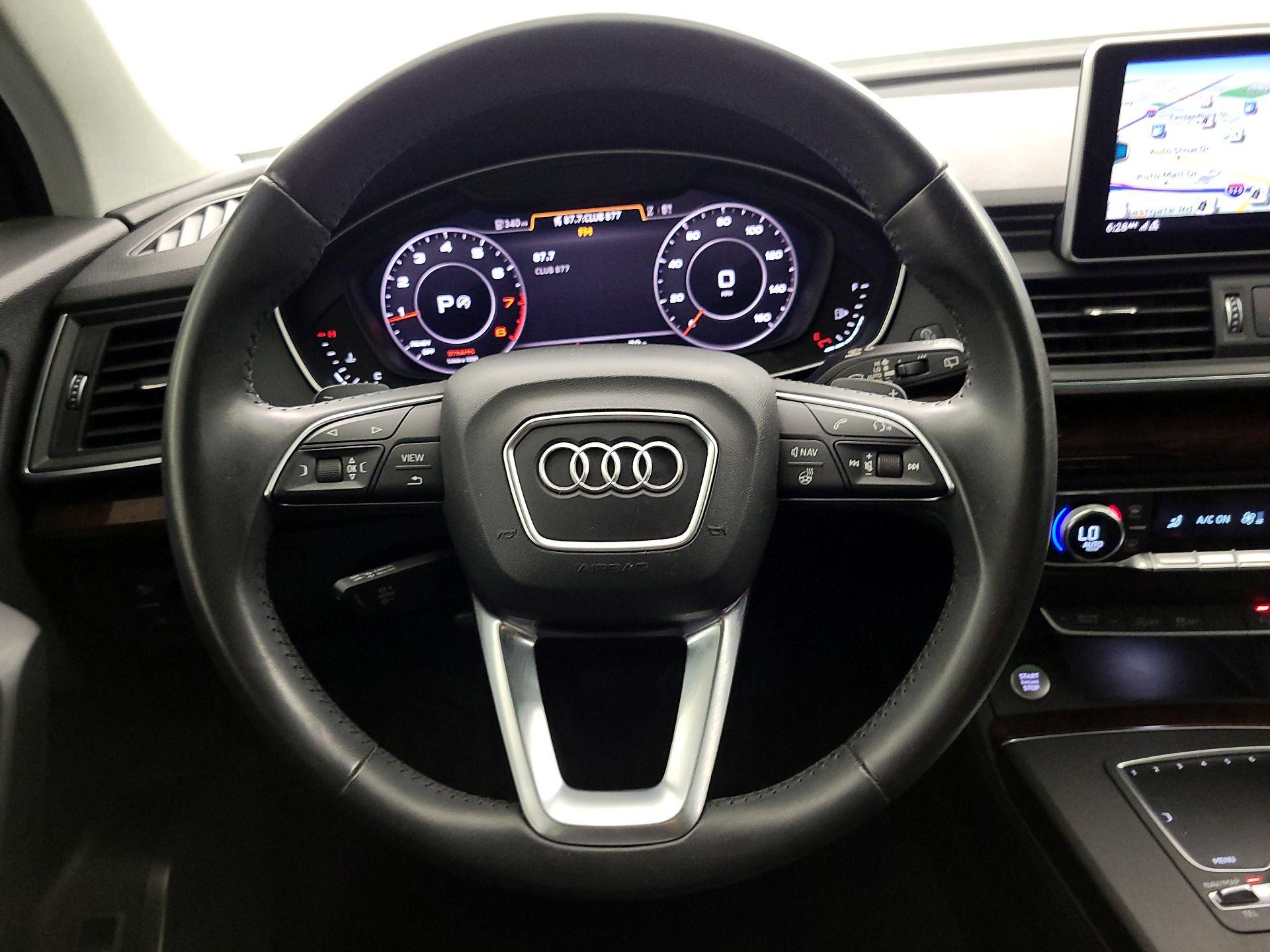 Thumbnail: 2020 Audi Q5 - 10
