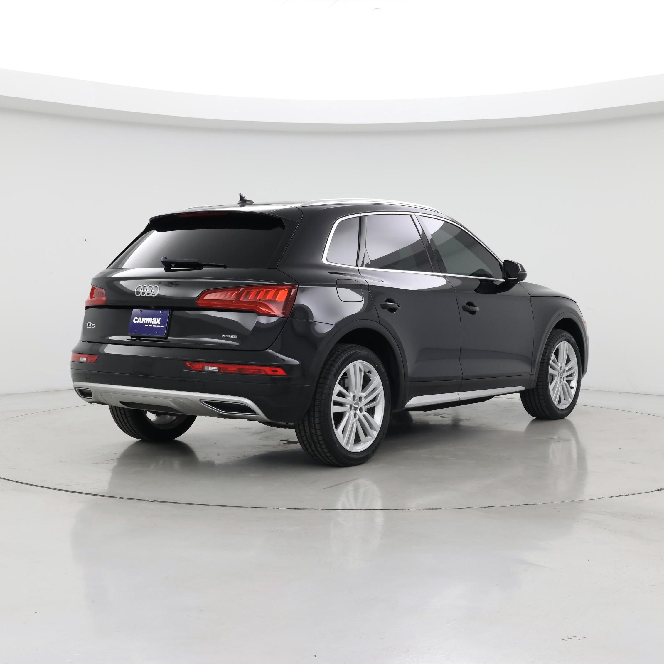 Thumbnail: 2020 Audi Q5 - 8