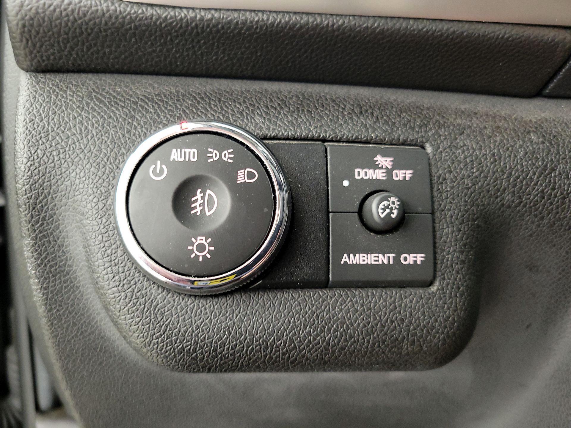 Thumbnail: 2015 GMC Acadia - 13