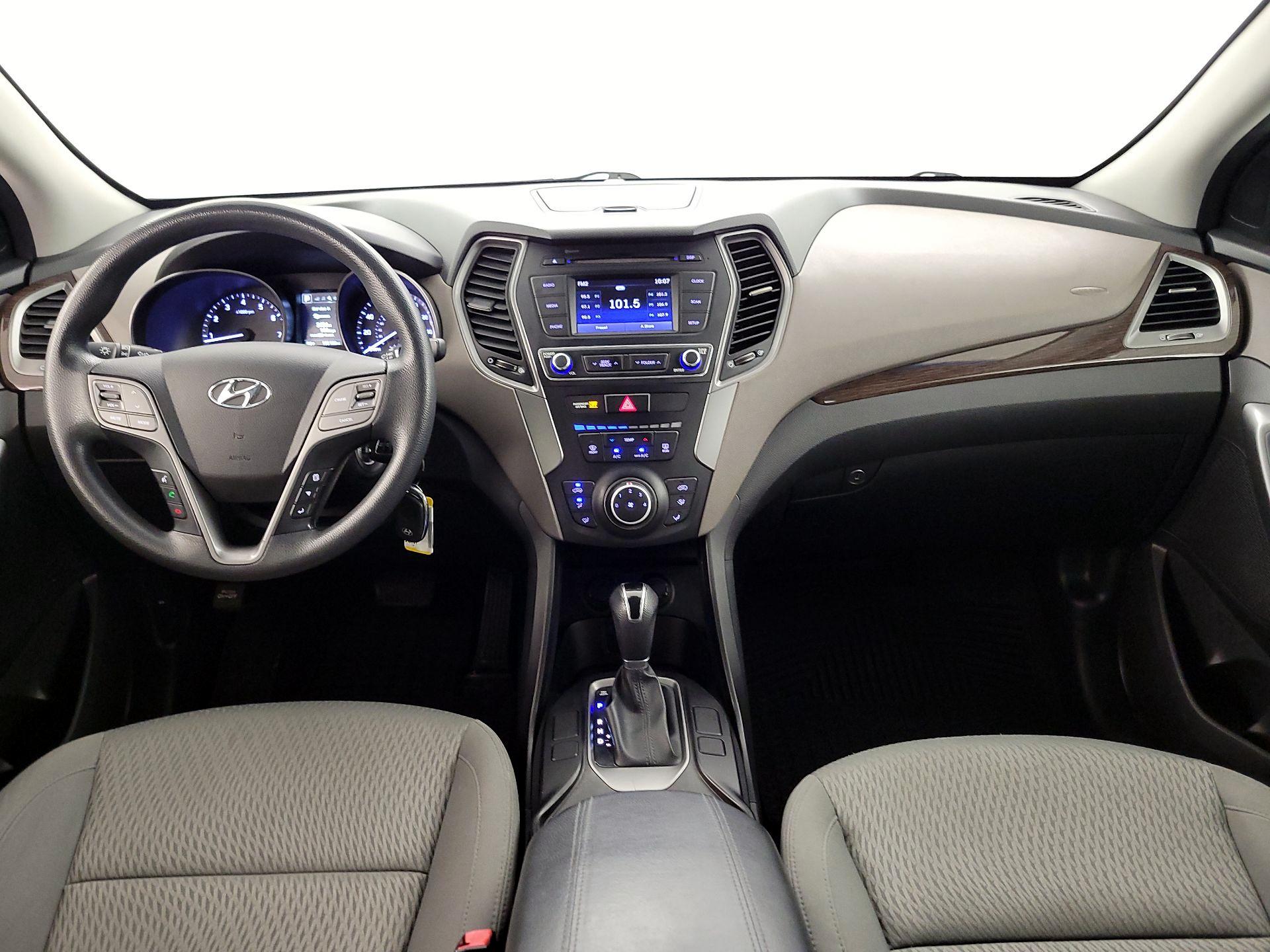 Thumbnail: 2018 Hyundai Santa Fe - 9